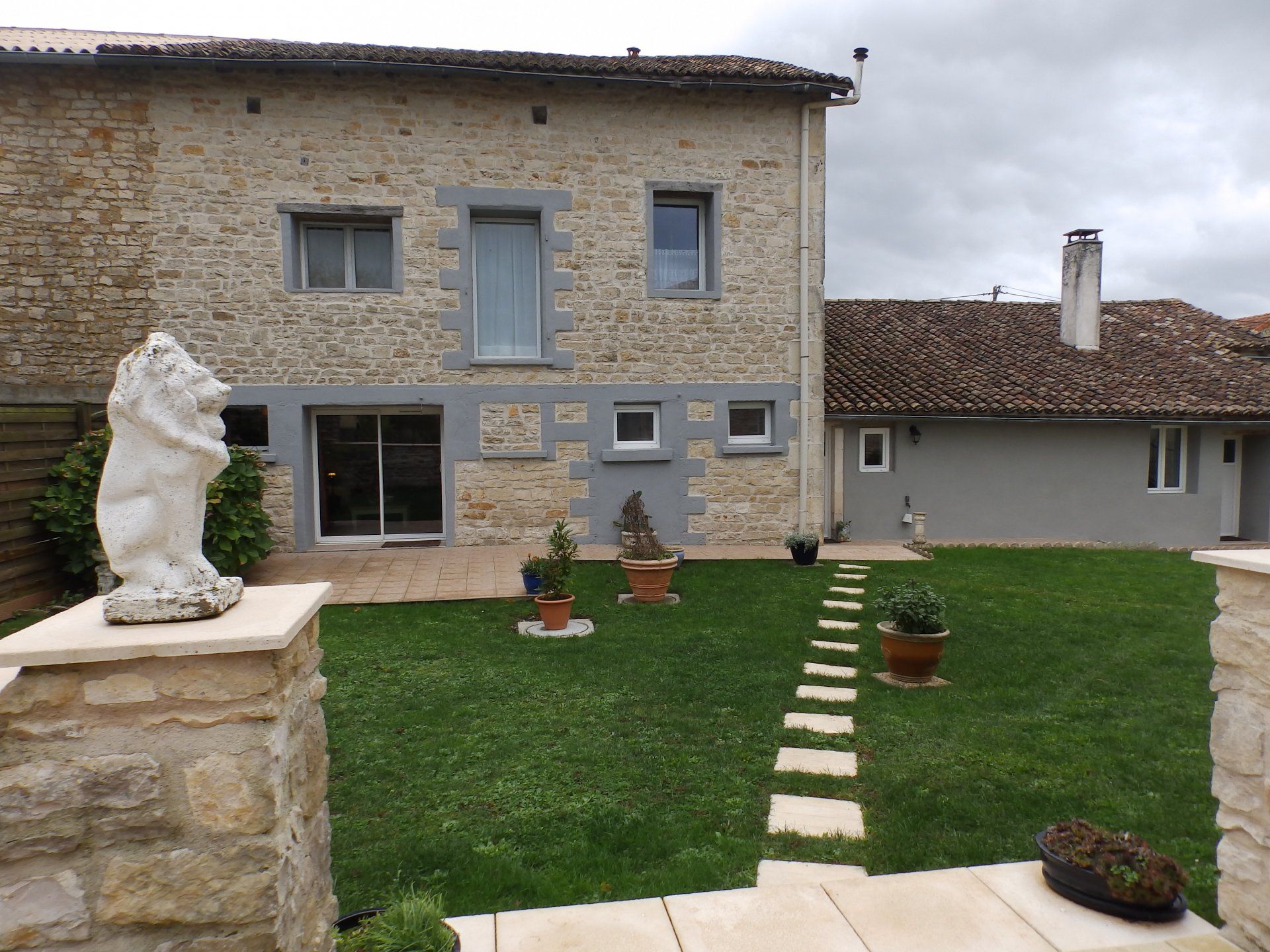 casa no Saint-Pierre-d'Exideuil, Nouvelle-Aquitaine 11178888