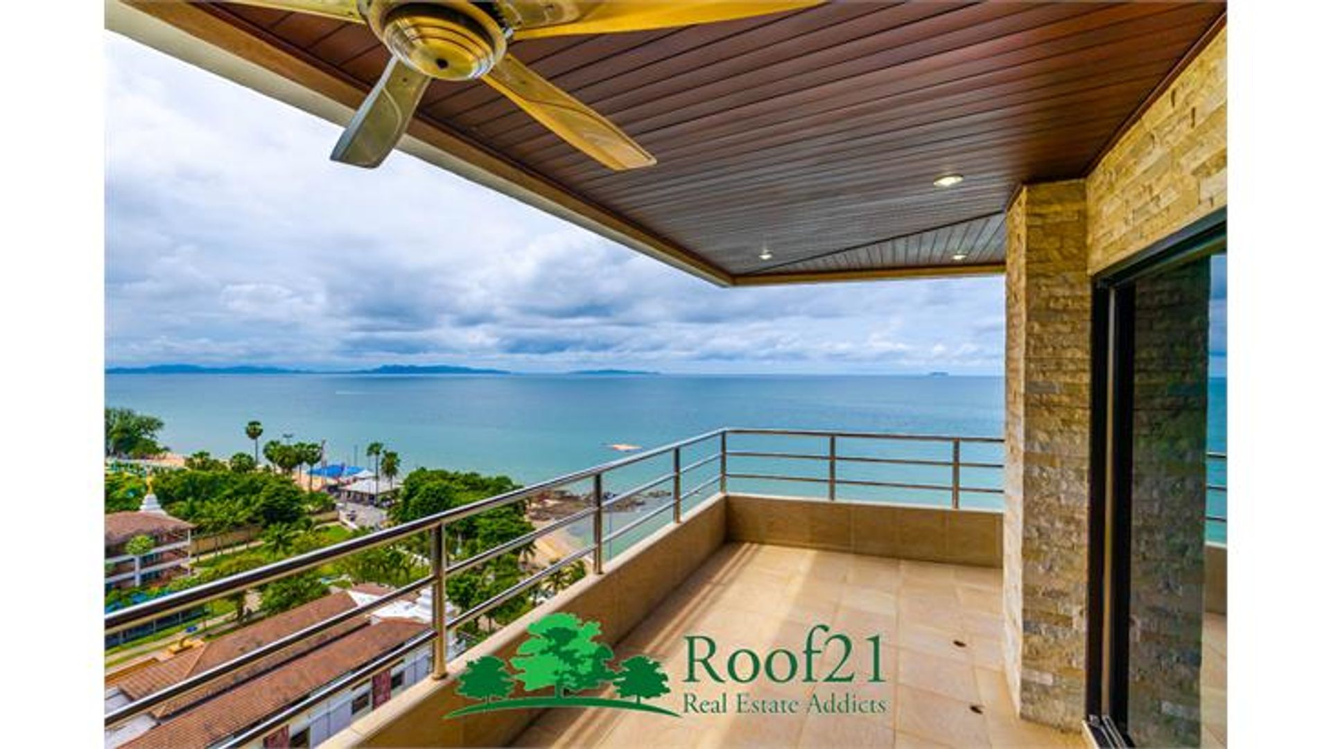 Condominio nel Ban Laem Mai Ruak, Chon Buri 11178967