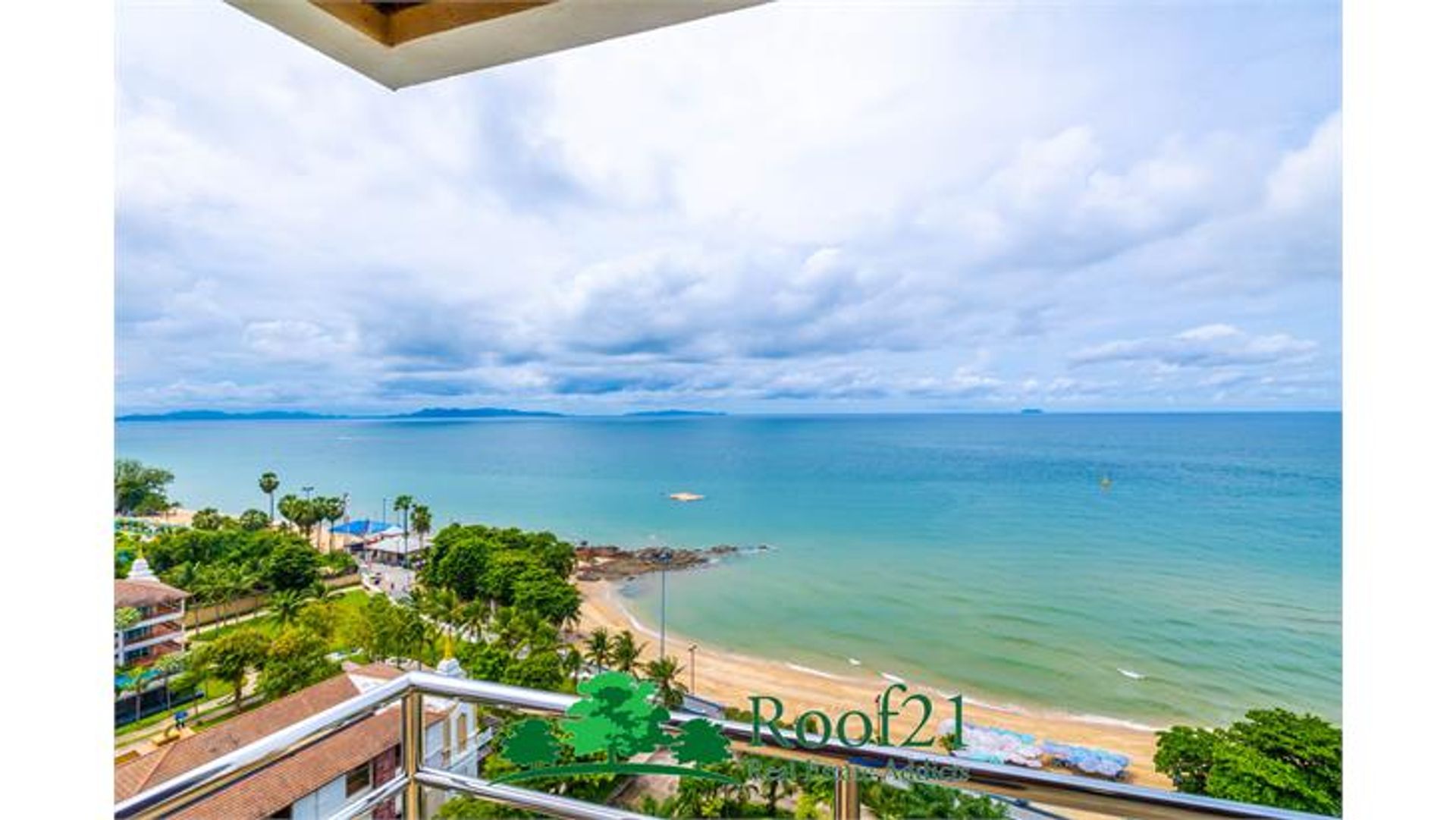 Condominium in Ban Laem Mai Ruak, Chon Buri 11178967