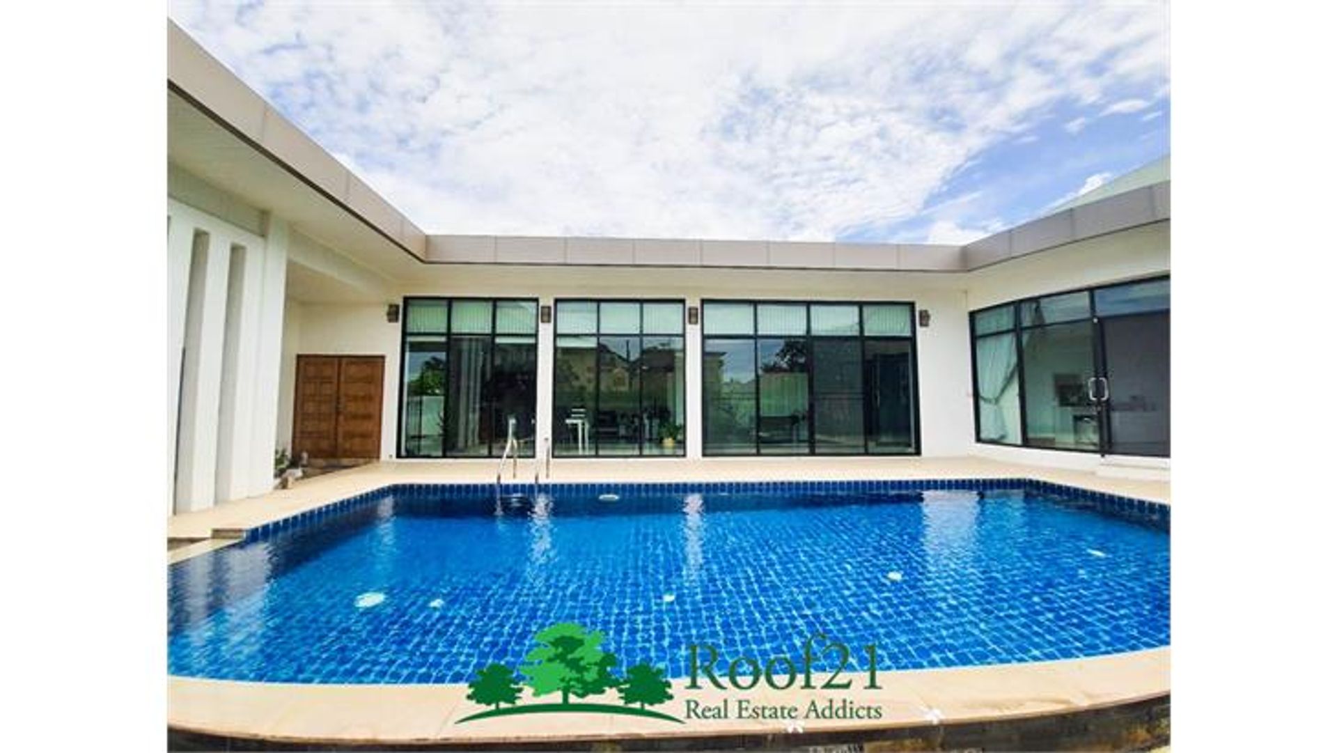 House in Ban Huai Yai Muk, Chon Buri 11179007