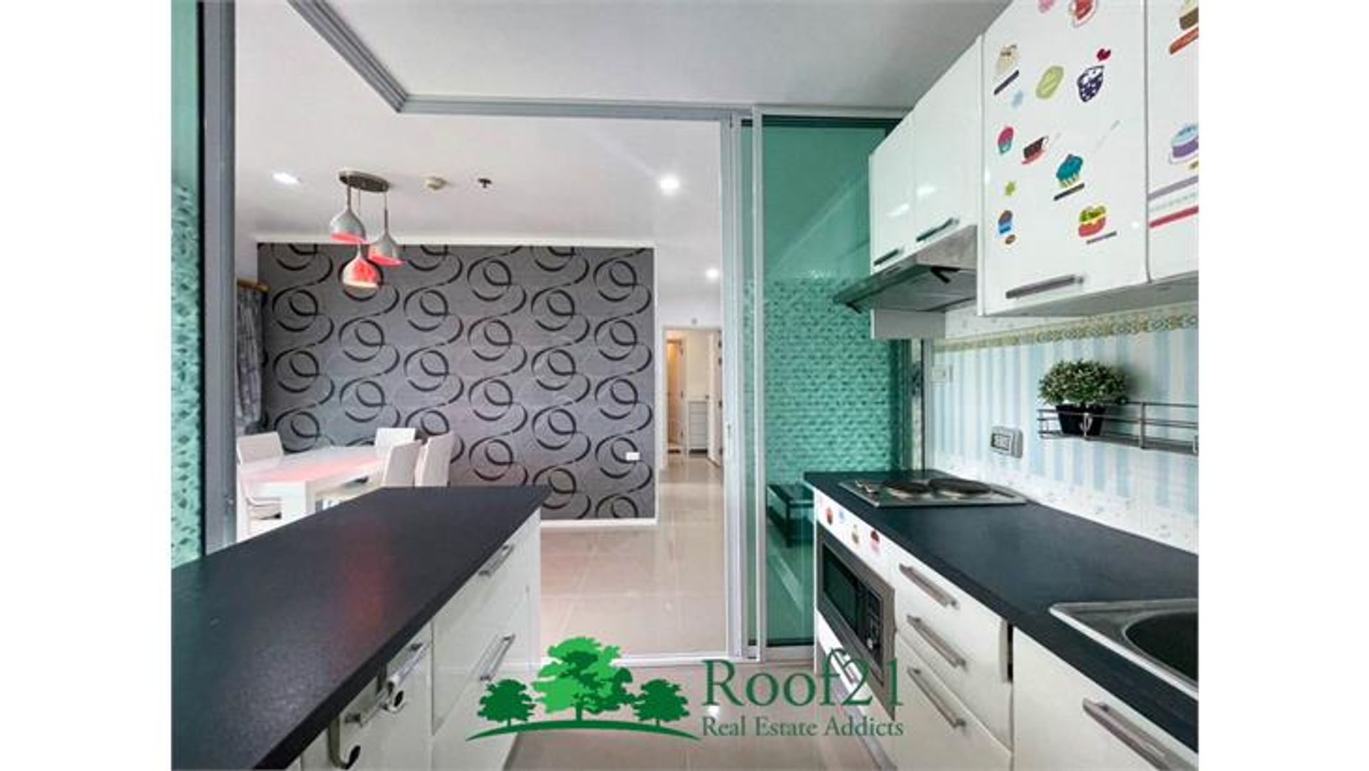 Condominium in Ban Laem Mai Ruak, Chon Buri 11179015