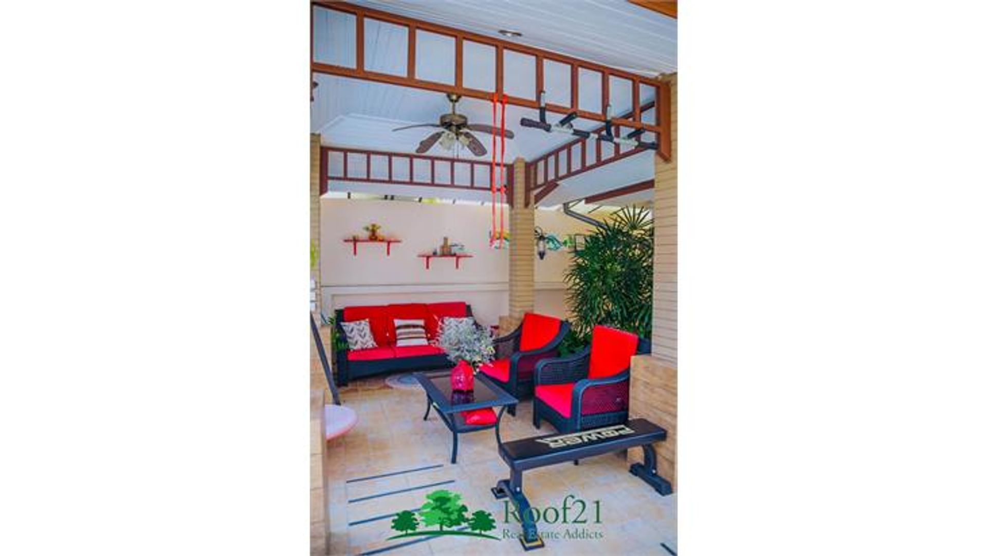 Haus im Tambon Bang Sare, Chang Wat Chon Buri 11179159