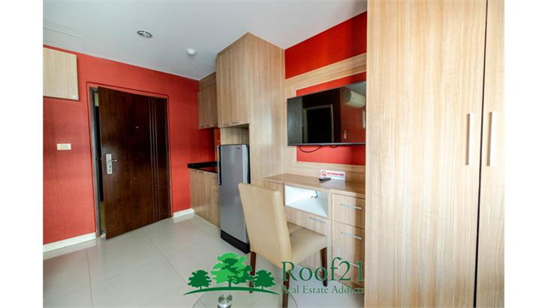 Condominium in Nikhom Phattana, Rayong 11179283