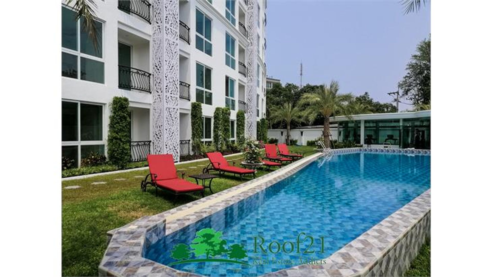 Condominium in Ban Phatthaya Tai, Chon Buri 11179491