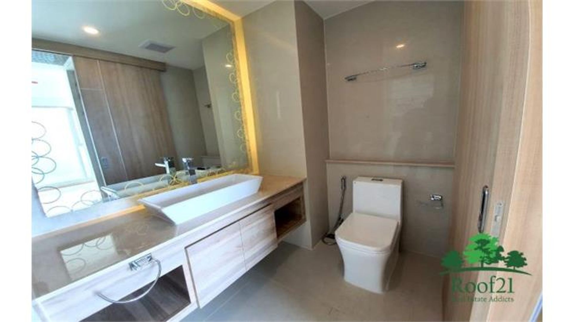 Condominium in Pattaya City, Chon Buri 11179513