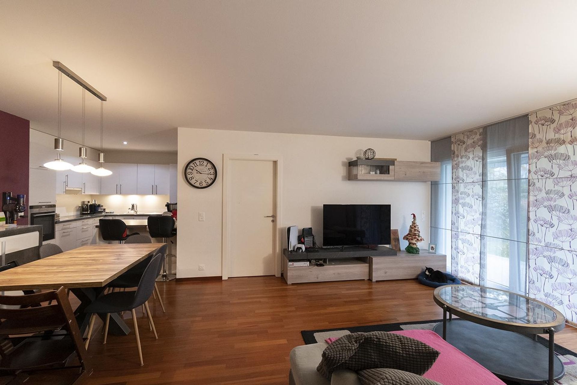 Condominium in Ecublens, Vaud 11179529