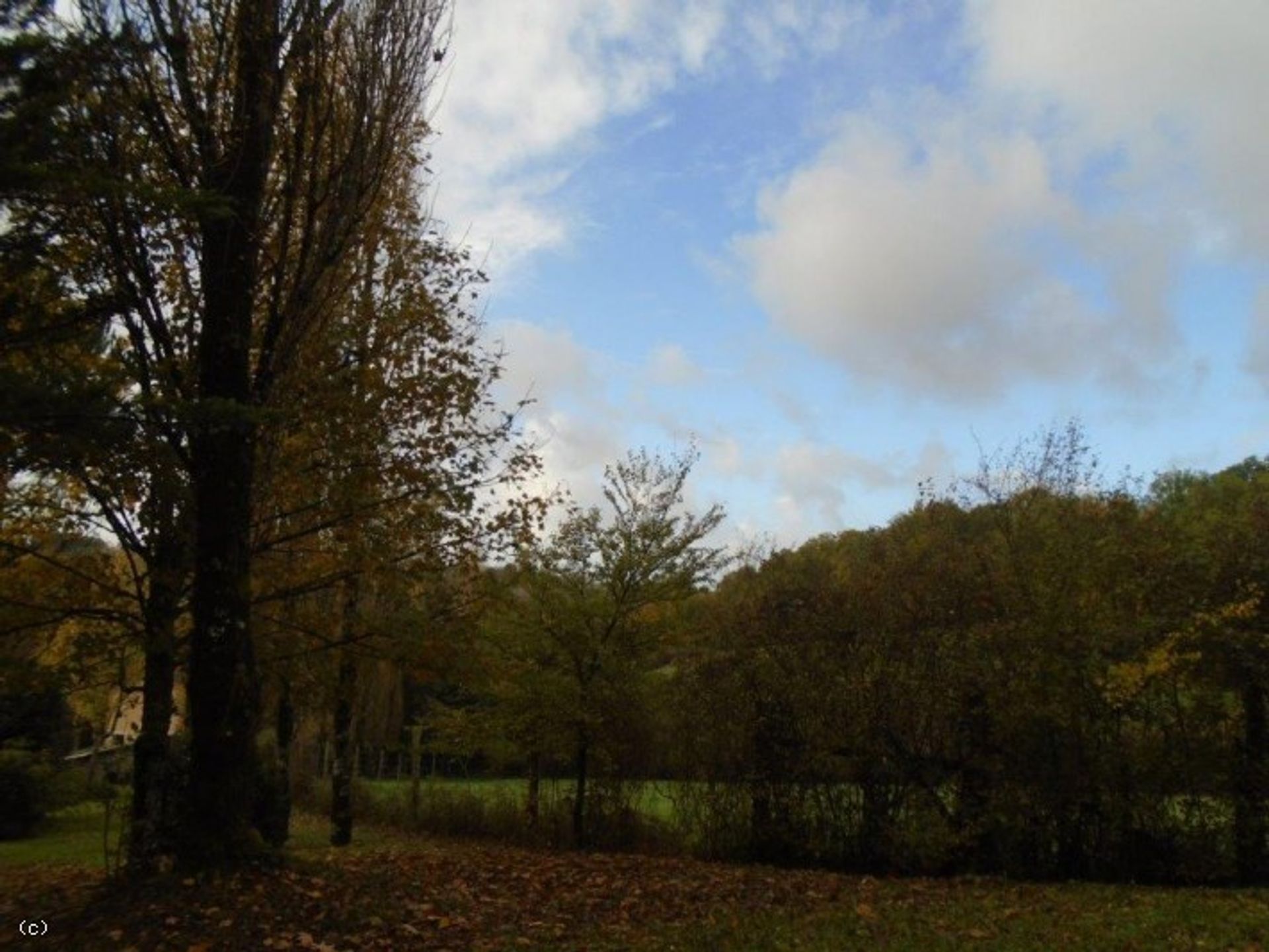 Rumah di Nanteuil-en-Vallée, Nouvelle-Aquitaine 11180123