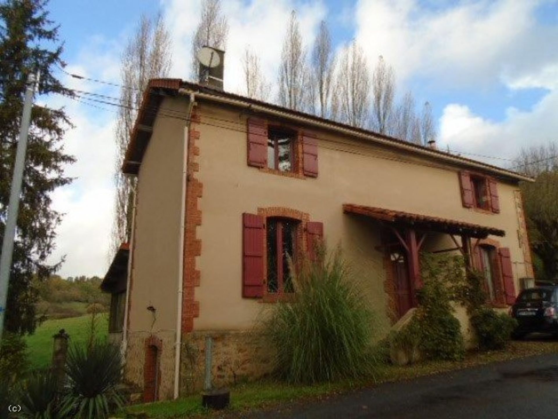 Rumah di Nanteuil-en-Vallée, Nouvelle-Aquitaine 11180123