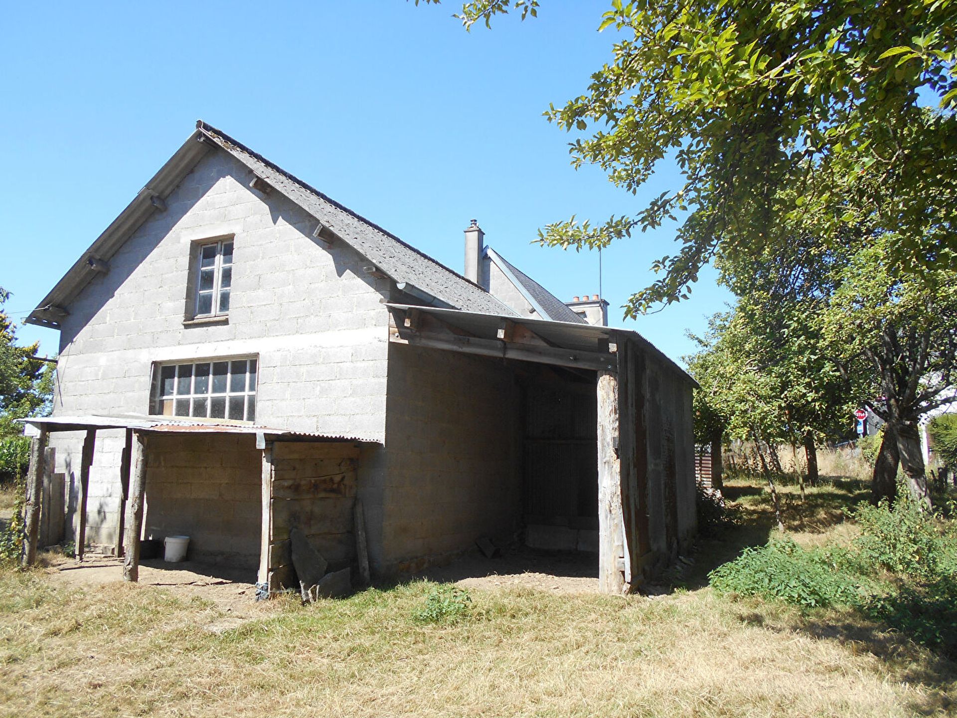 Huis in Juvigny les Vallées, Normandy 11180140