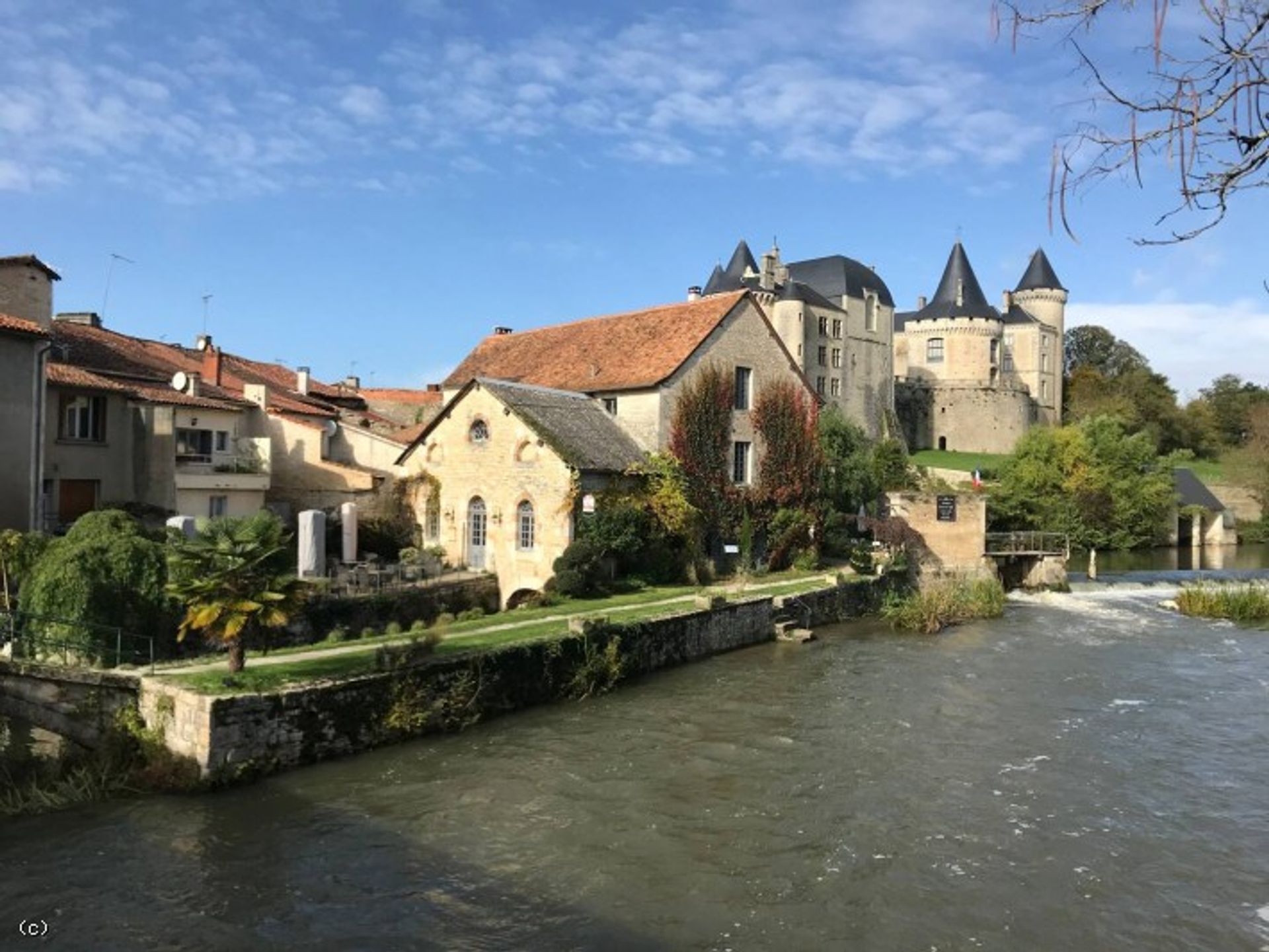 Autre dans Verteuil-sur-Charente, Nouvelle-Aquitaine 11180184