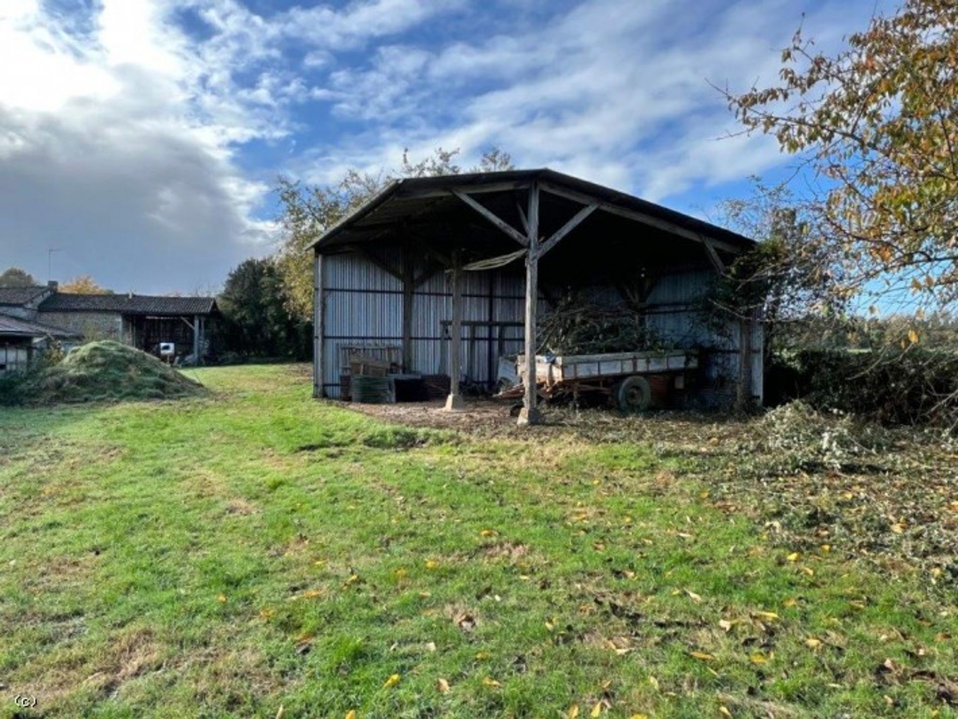 casa en Barro, Nouvelle-Aquitaine 11180191