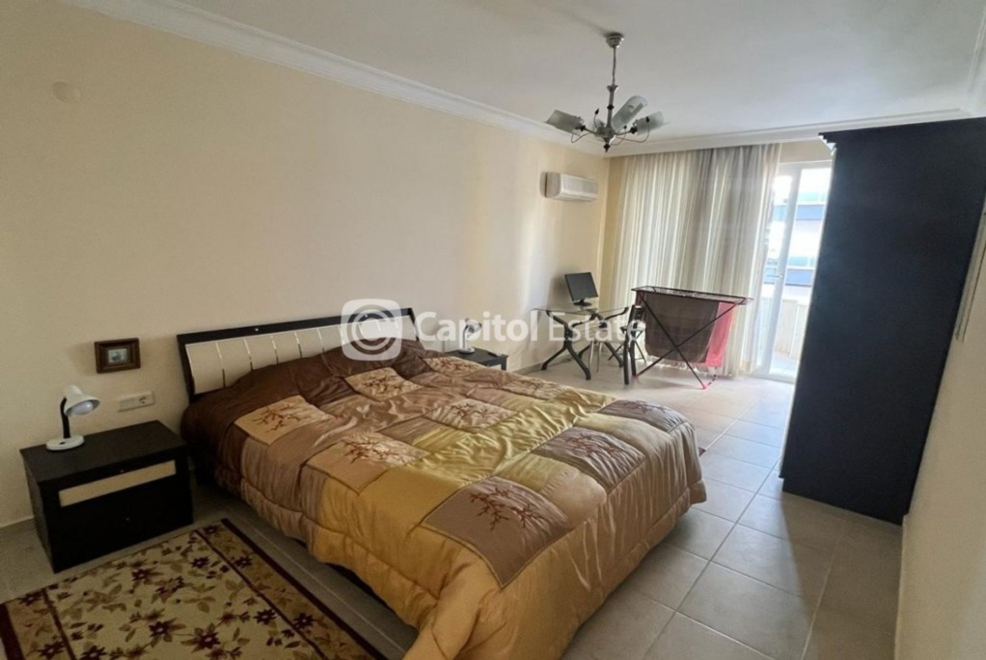 Condominio en Mahmutlar, Antalya 11180273