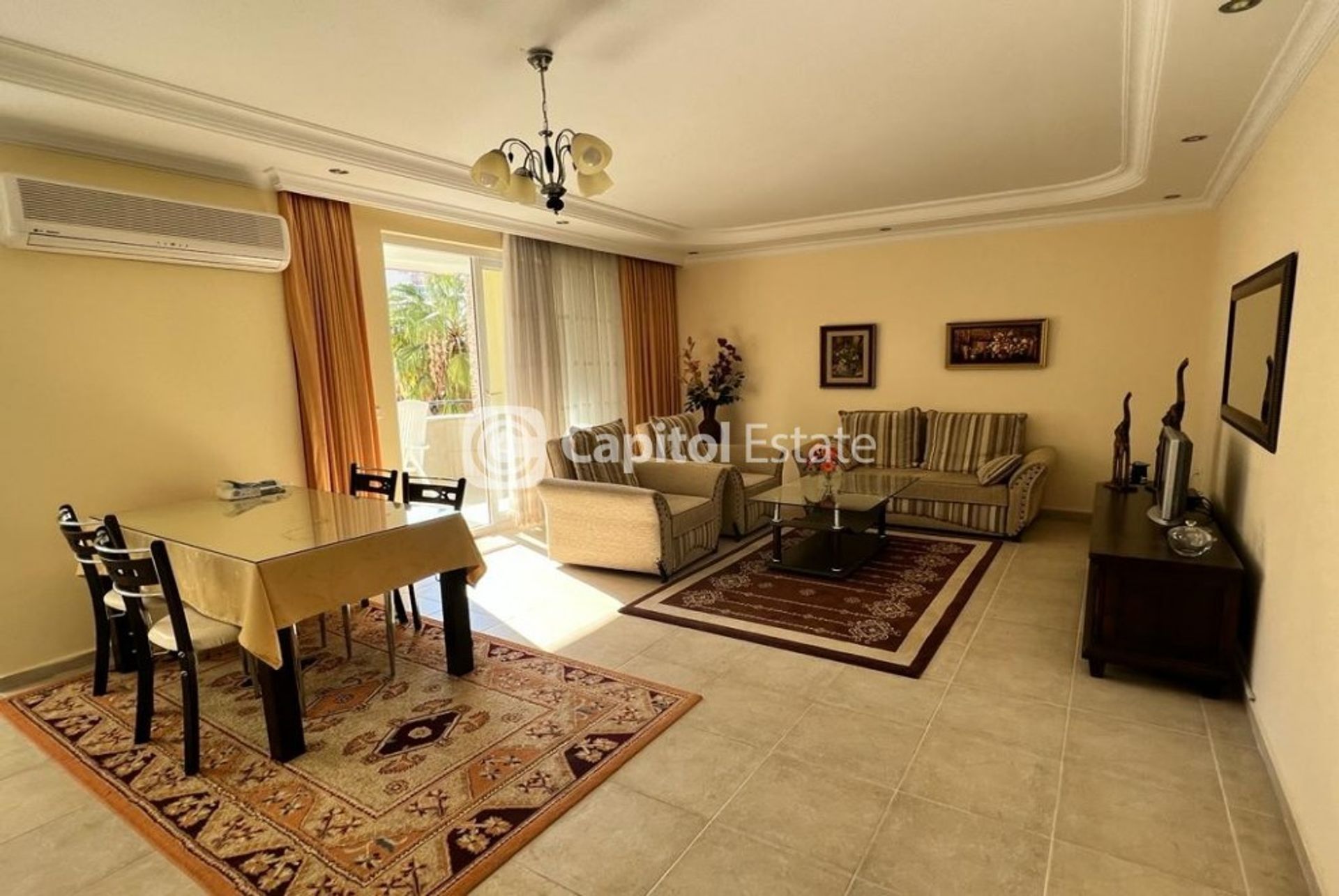 Condominio en Mahmutlar, Antalya 11180273