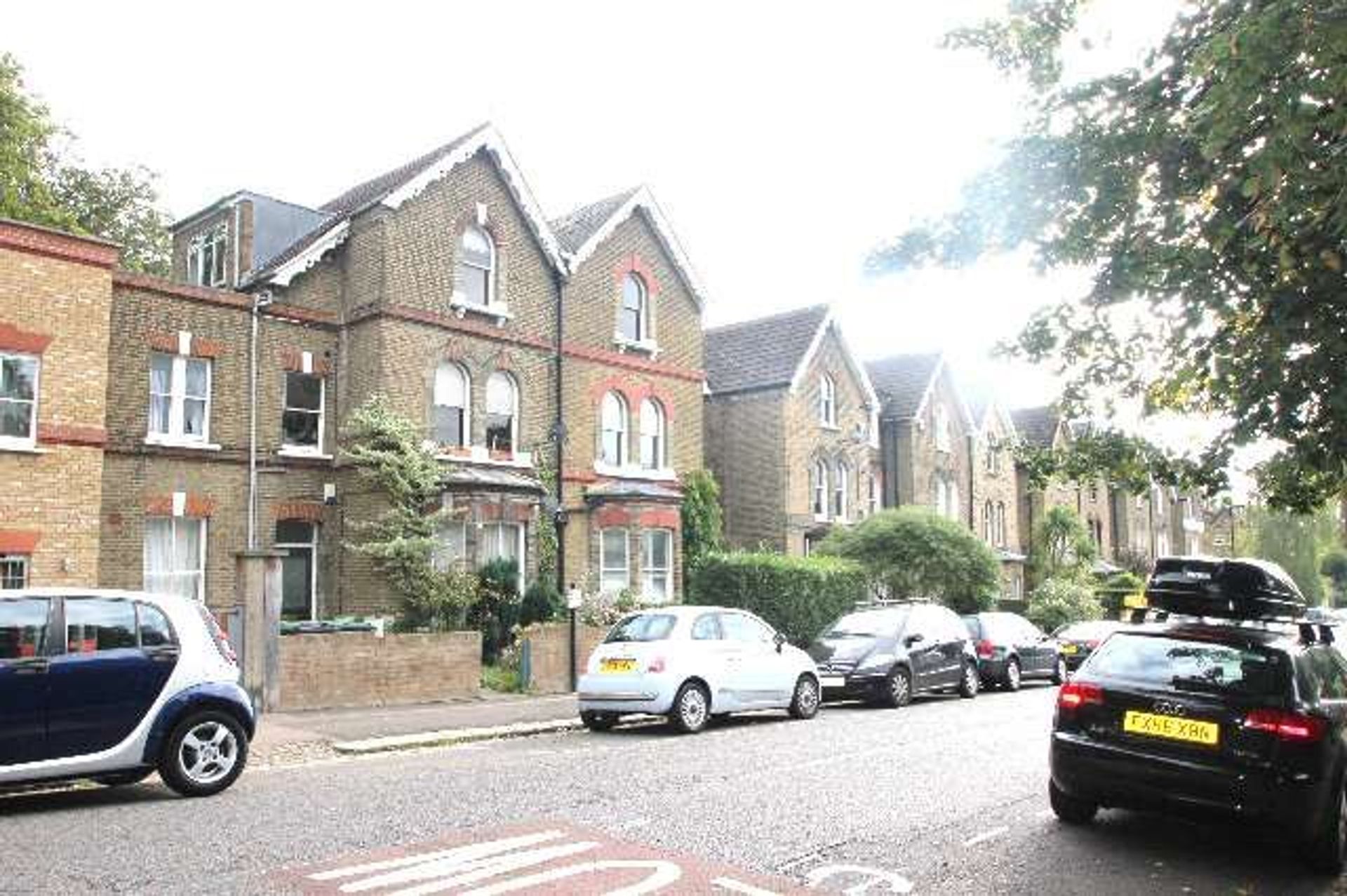 Condominium in Hornsey, Haringey 11180339