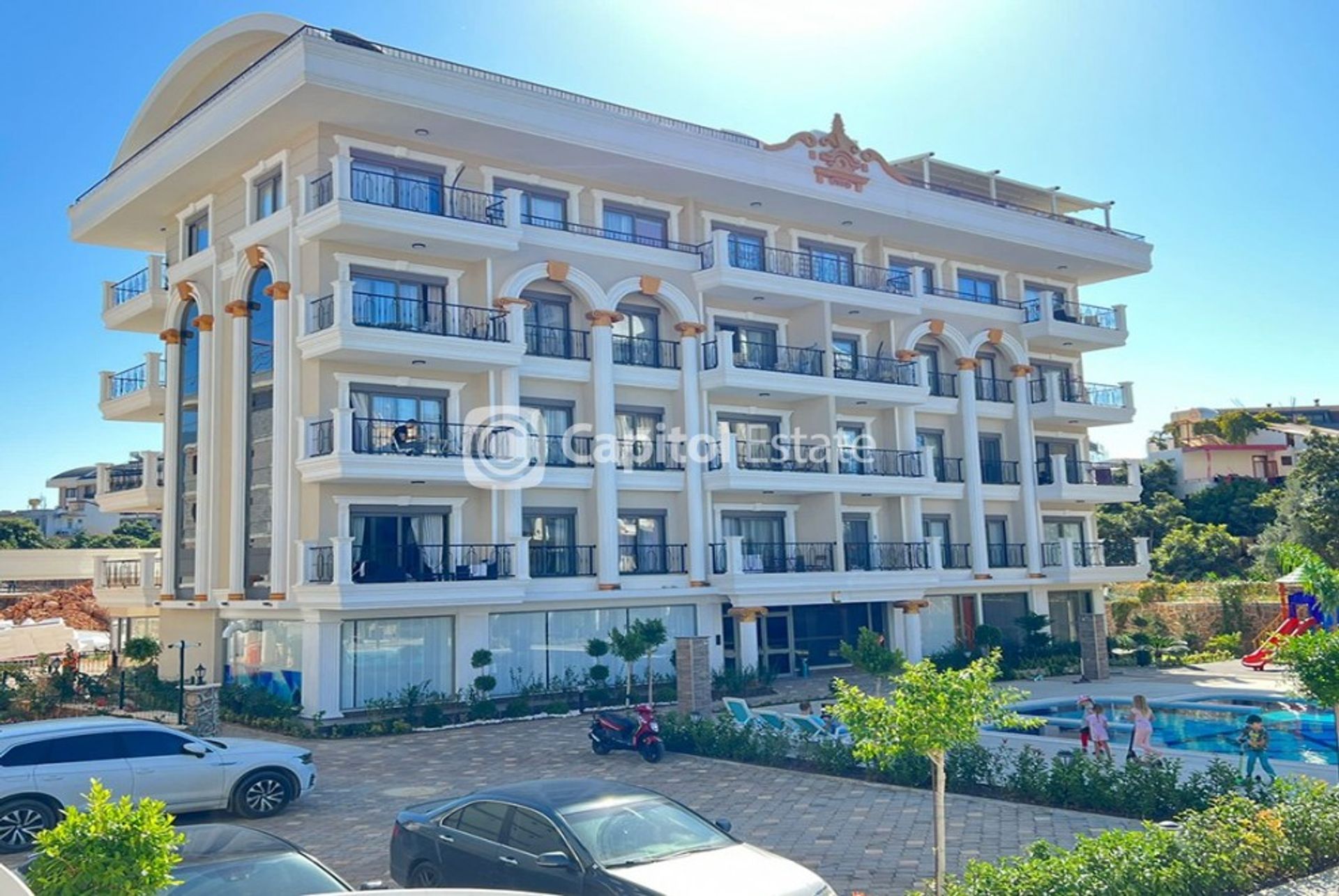 Condominio en Oba, Antalya 11180380