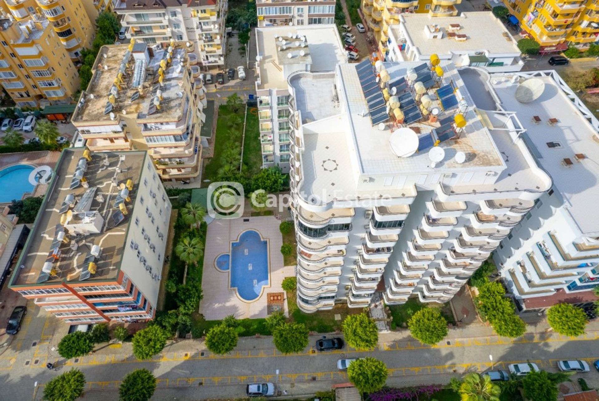 Condominium in Mahmutlar, Antalya 11180387