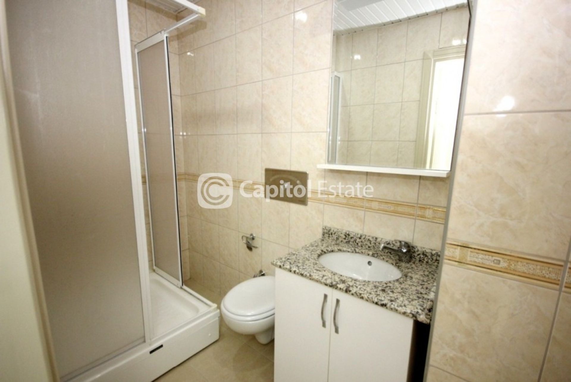 Condominio nel Avsallar, Antalya 11180409