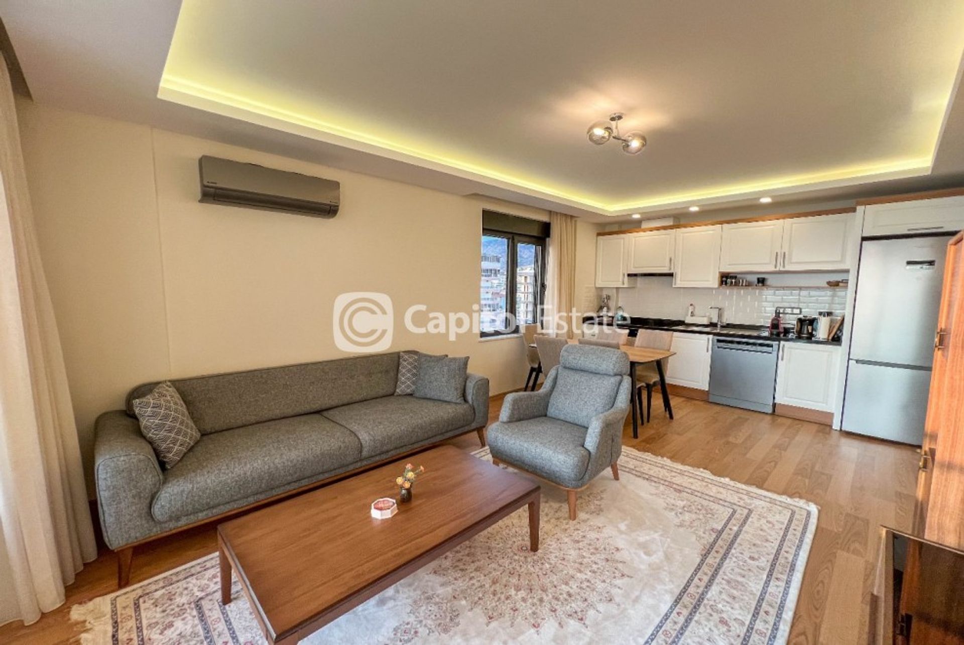 Condominio nel Mahmutlar, Antalya 11180544