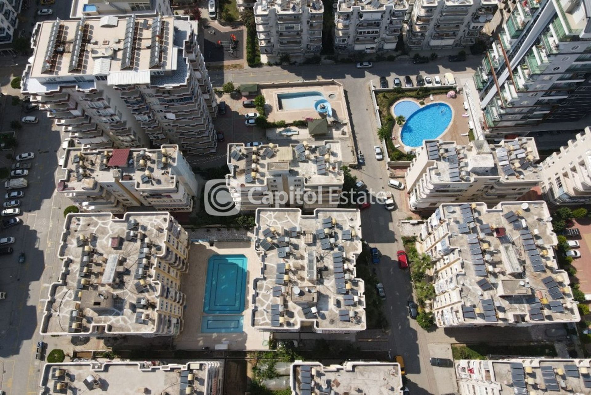 Condominium in Mahmutlar, Antalya 11180553