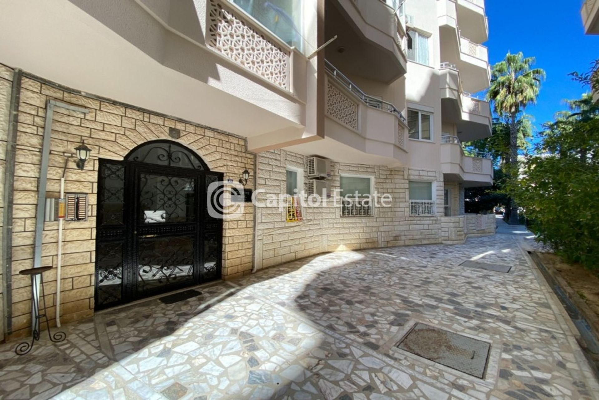 Condominio en Oba, Antalya 11180608