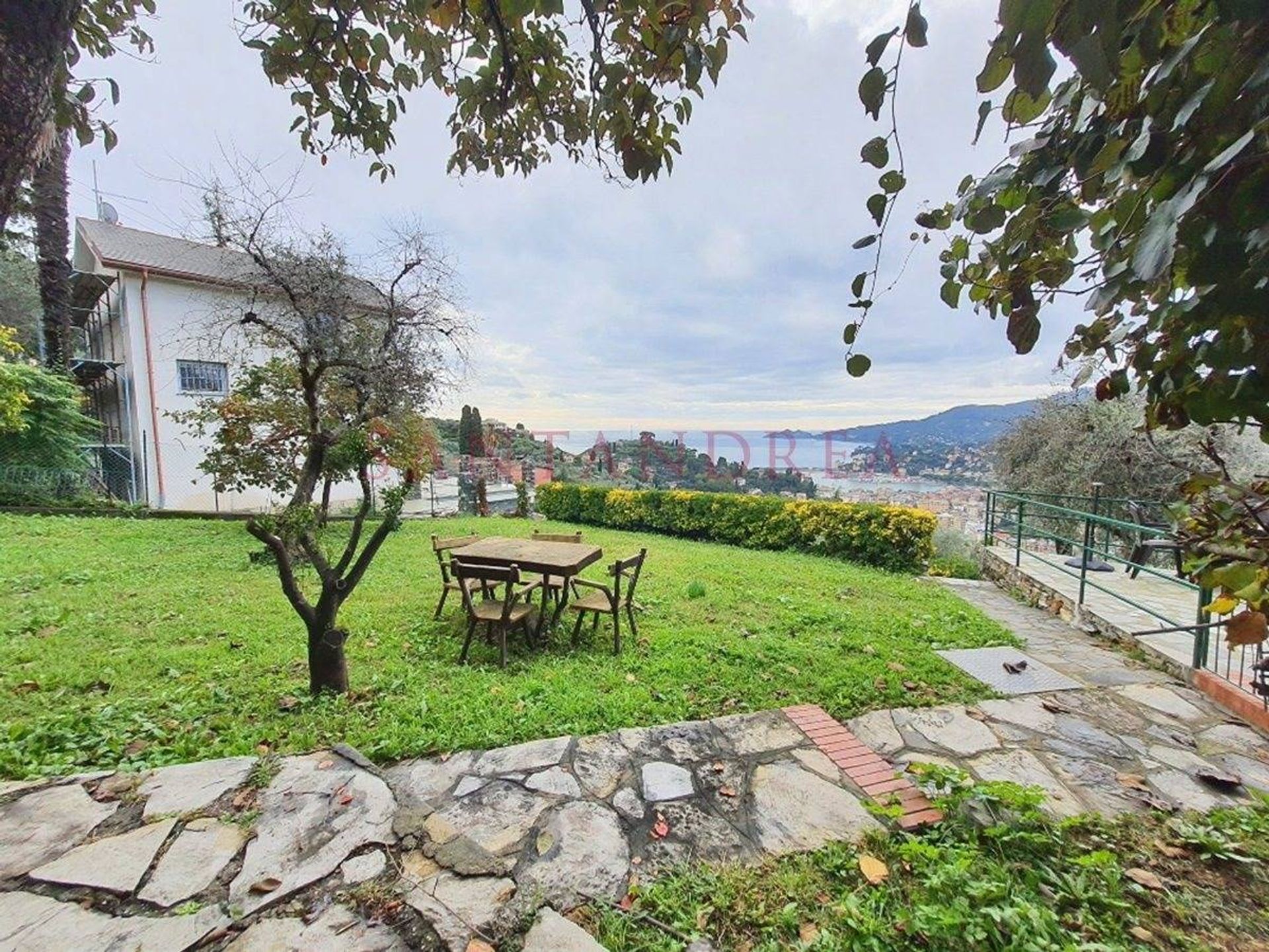 Condominio nel Rapallo, Liguria 11180625