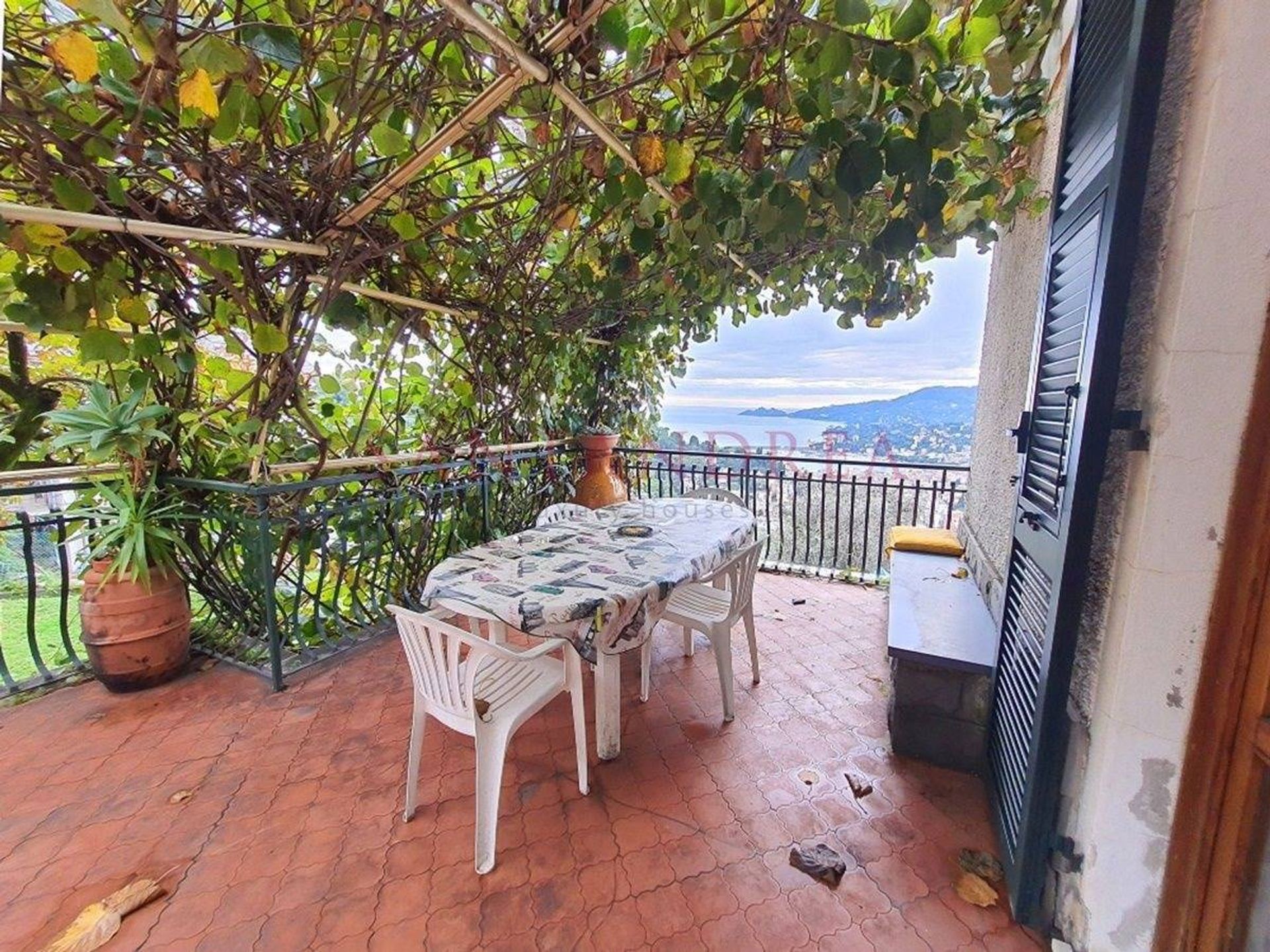 Condominio nel Rapallo, Liguria 11180625