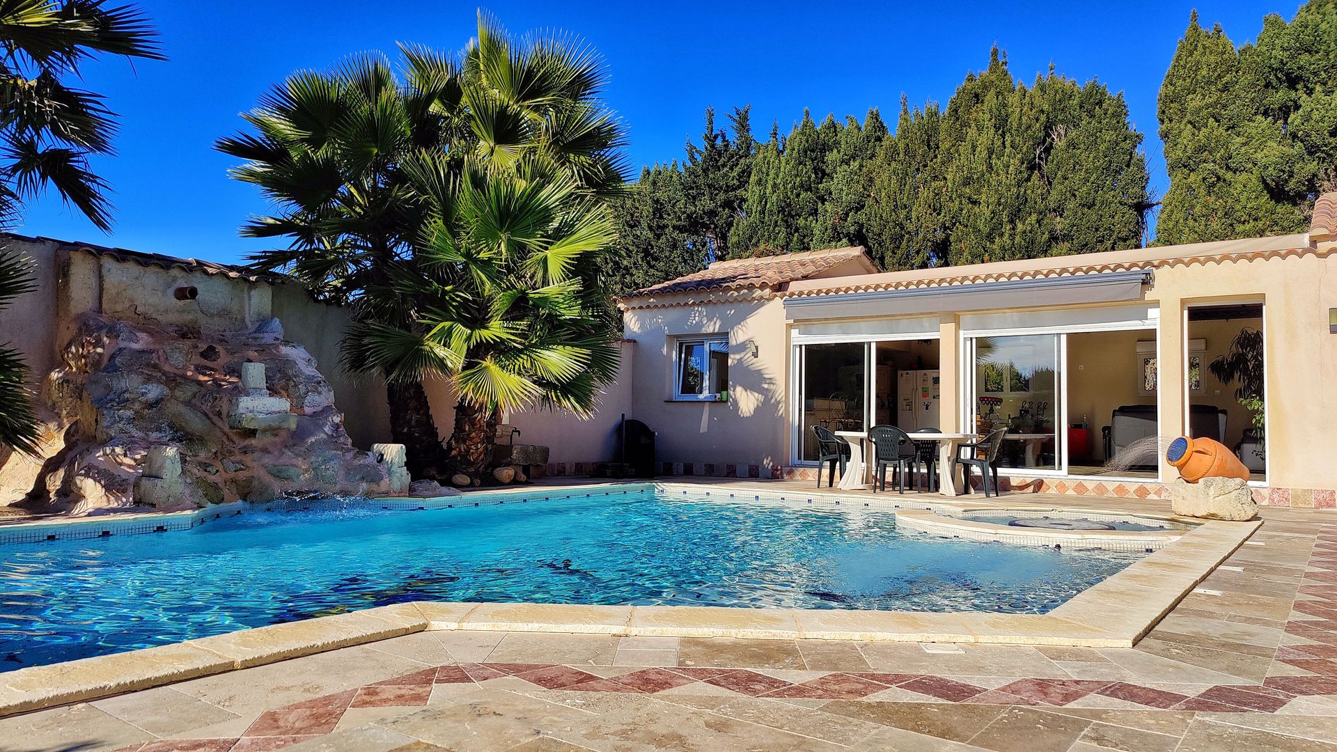 Huis in Eyragues, Provence-Alpes-Cote d'Azur 11180865