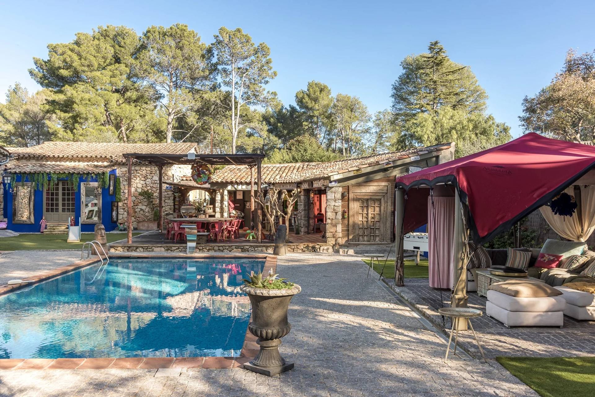 rumah dalam Mouans-Sartoux, Provence-Alpes-Côte d'Azur 11180917