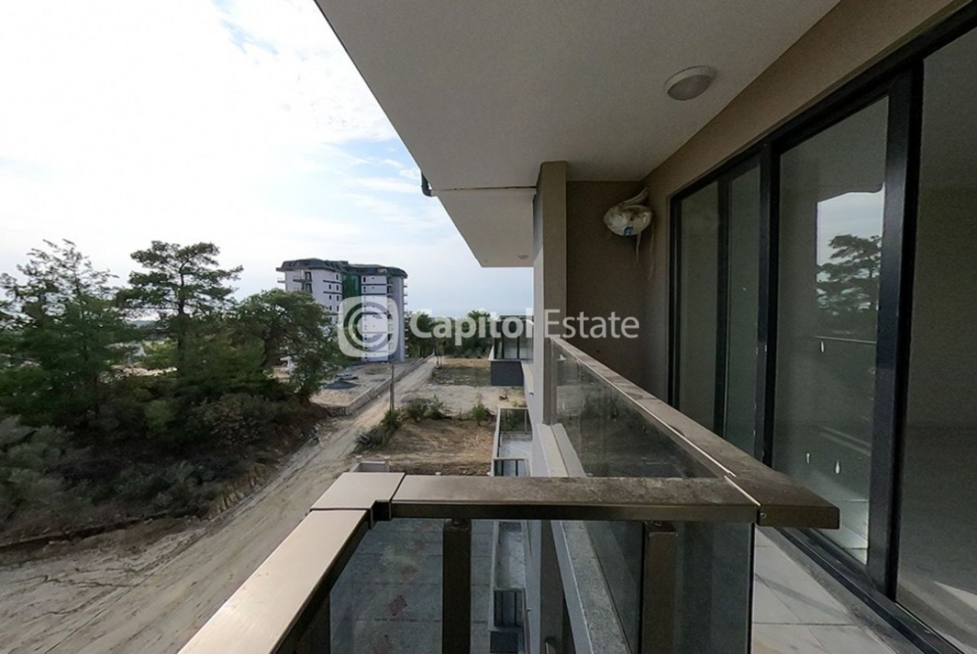 Condominium in Avsallar, Antalya 11180971