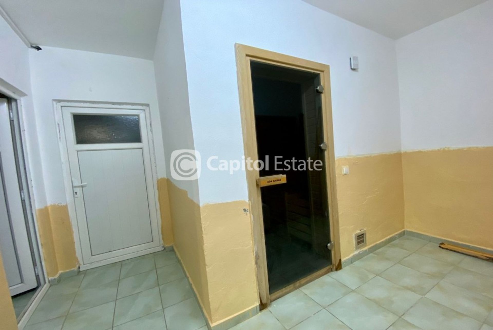 Condominio en Mahmutlar, Antalya 11181072