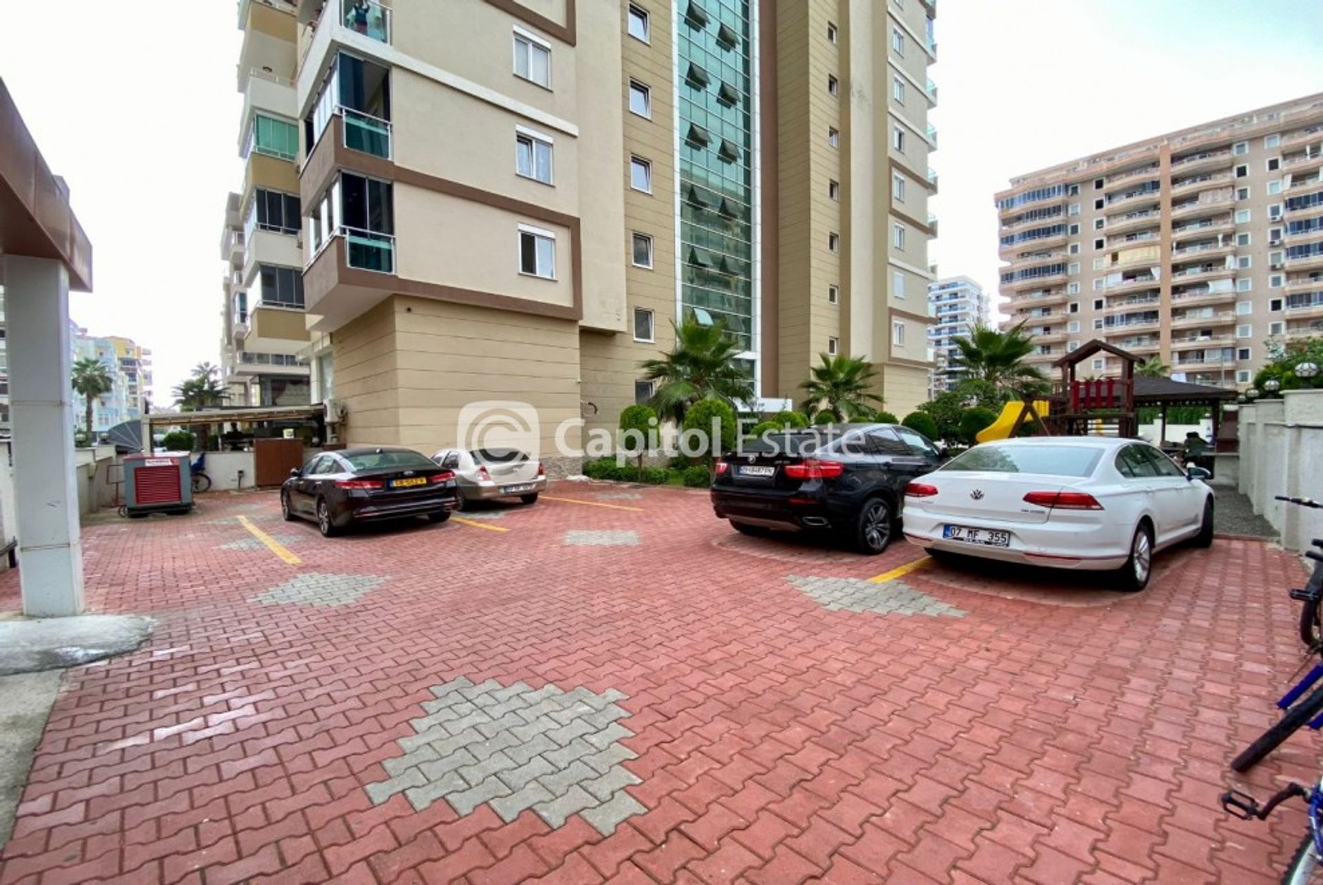 Condominio en Mahmutlar, Antalya 11181072