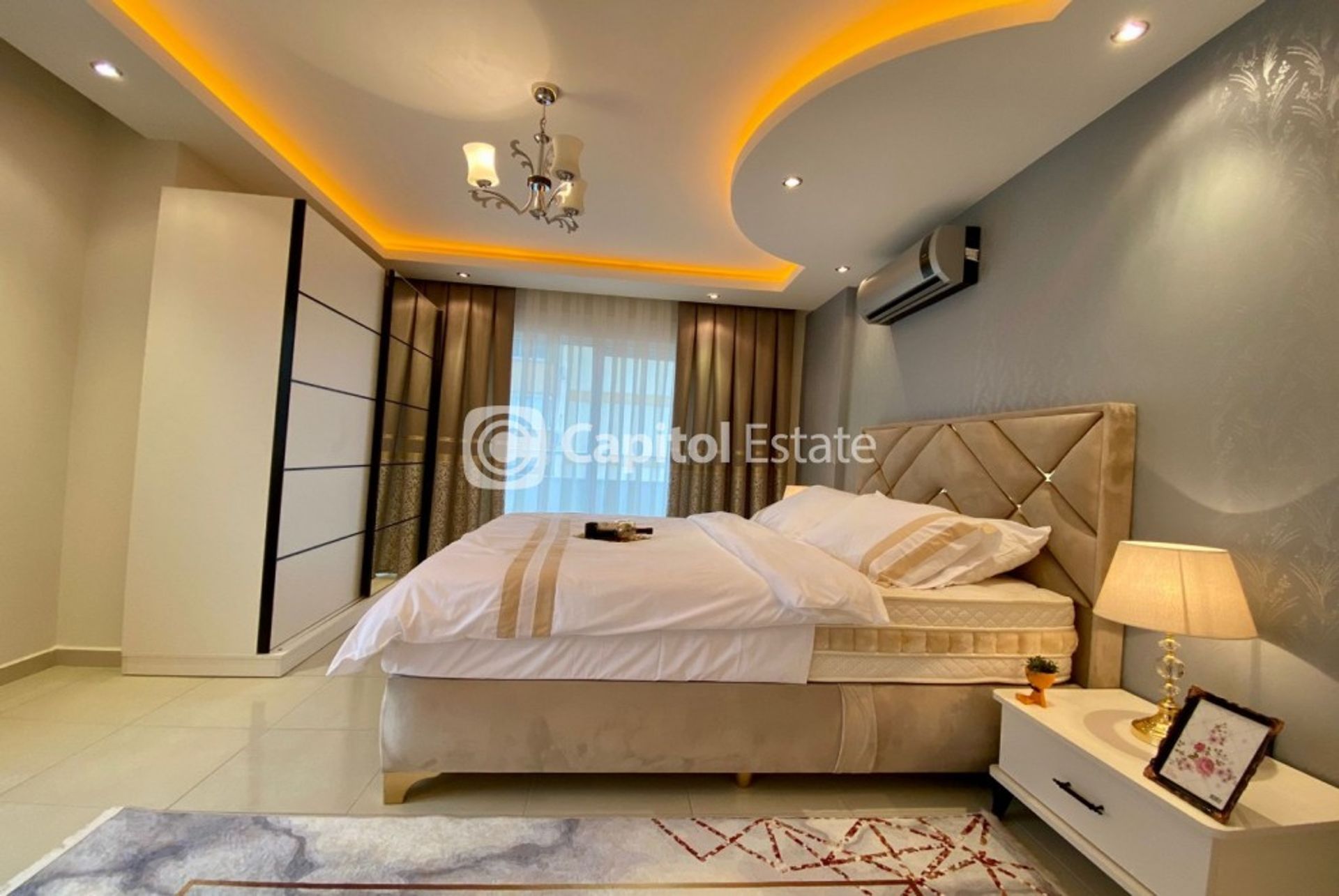 Condominio en Mahmutlar, Antalya 11181072