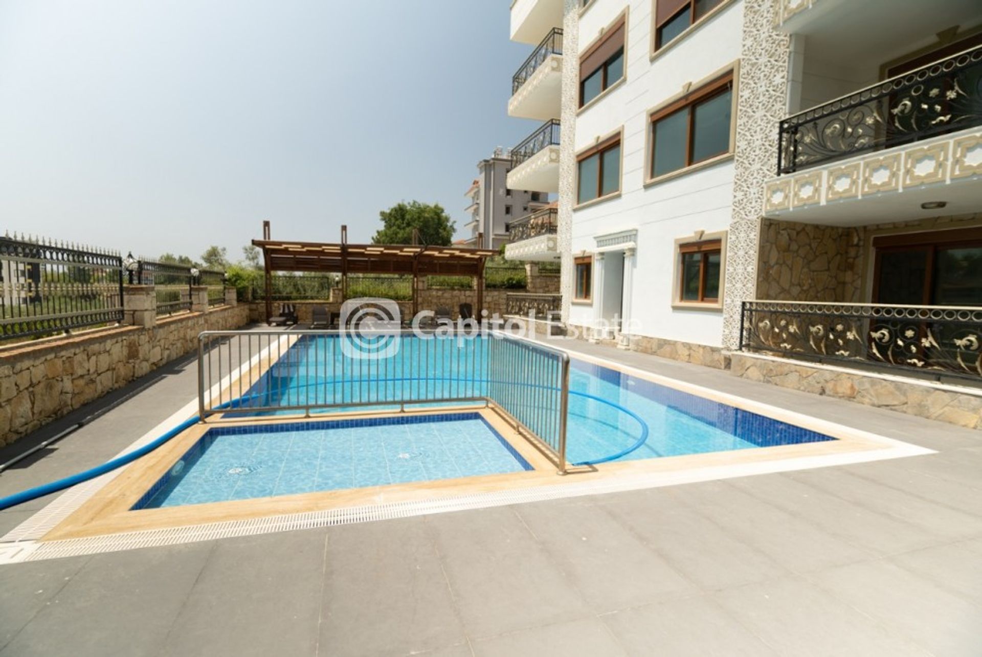 Condominium in Avsallar, Antalya 11181295