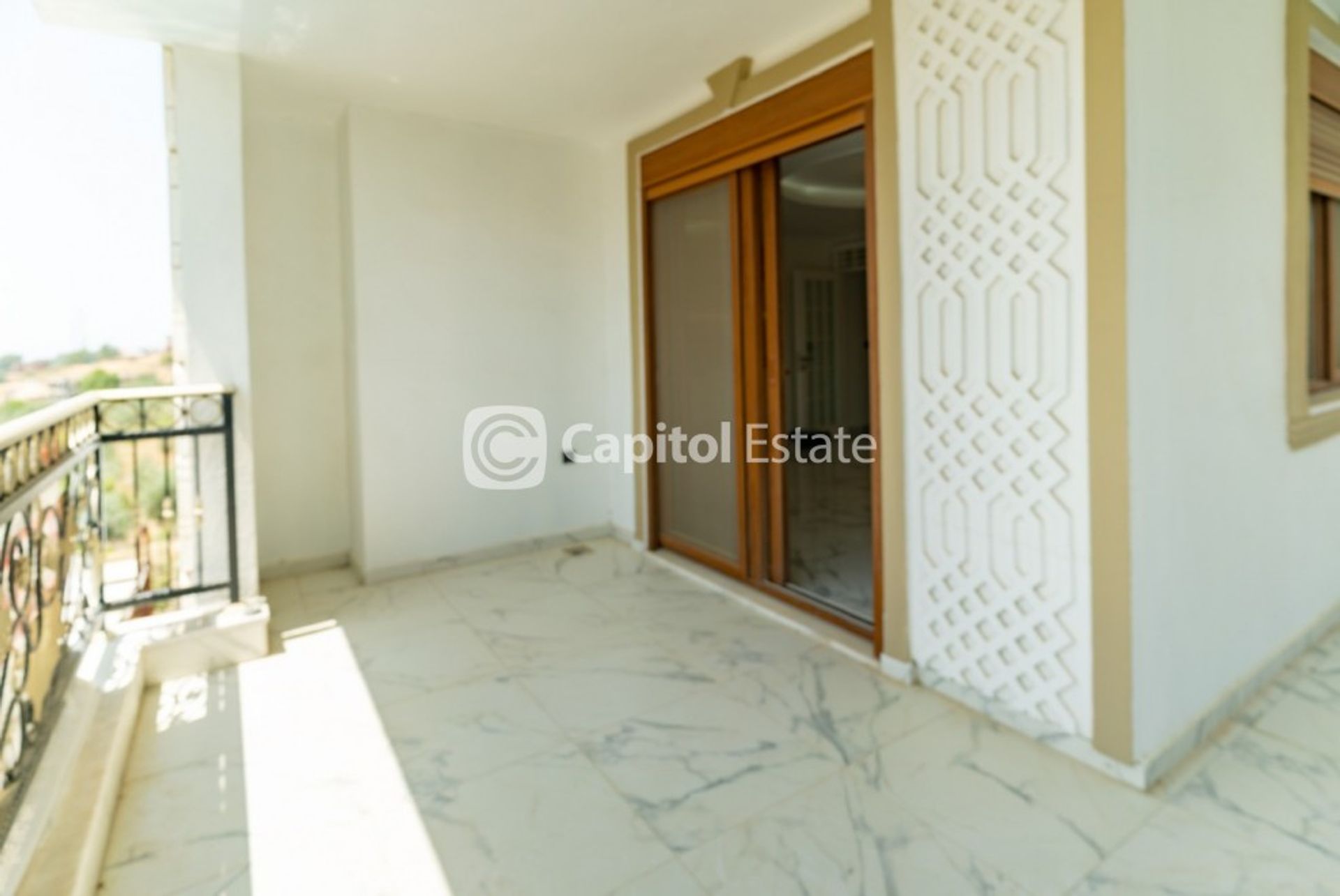 Condominium in Avsallar, Antalya 11181295