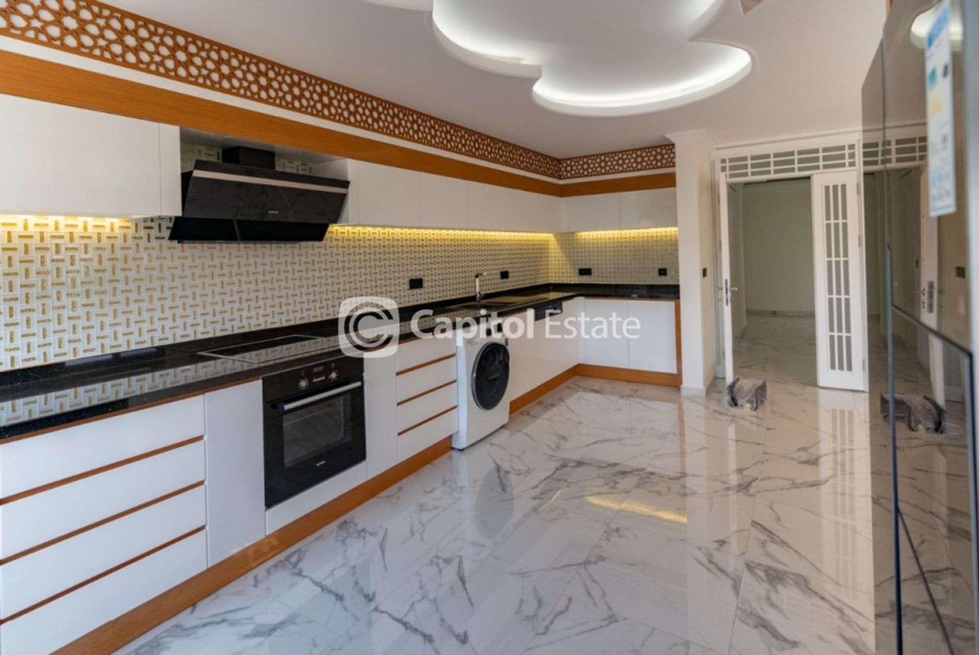 Condominium in Avsallar, Antalya 11181295