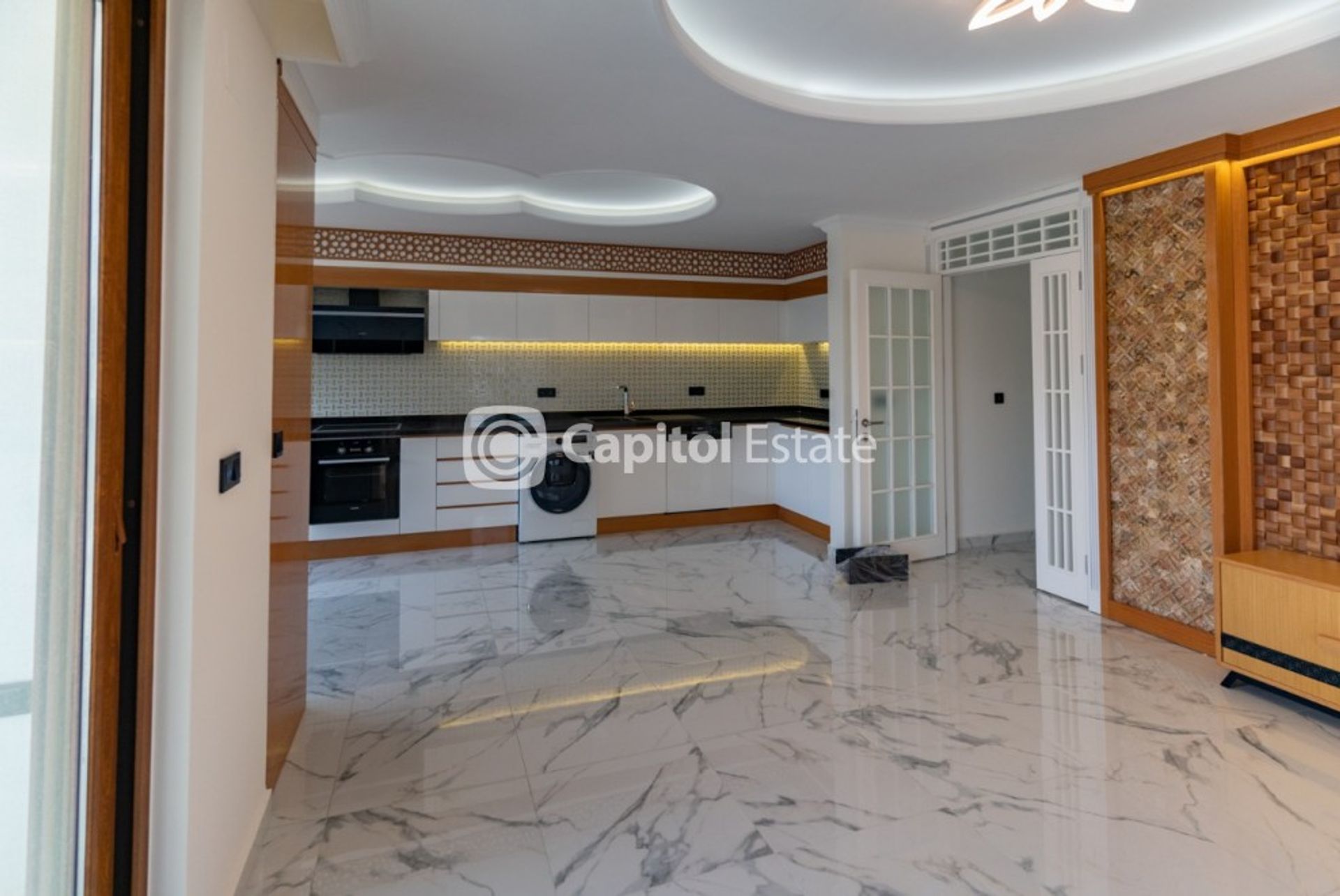 Condominium in Avsallar, Antalya 11181295