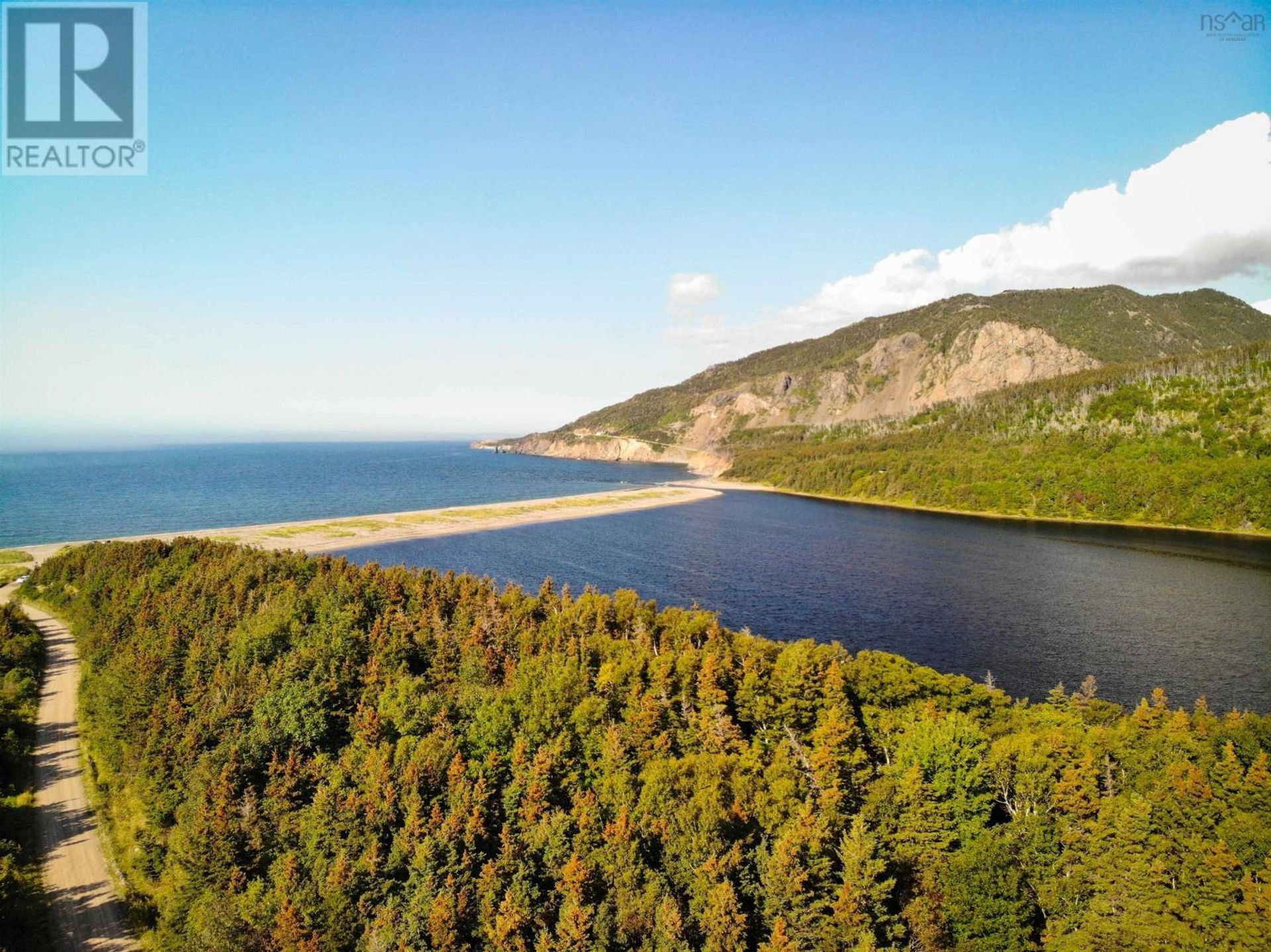 ארץ ב Chéticamp, Nova Scotia 11181603