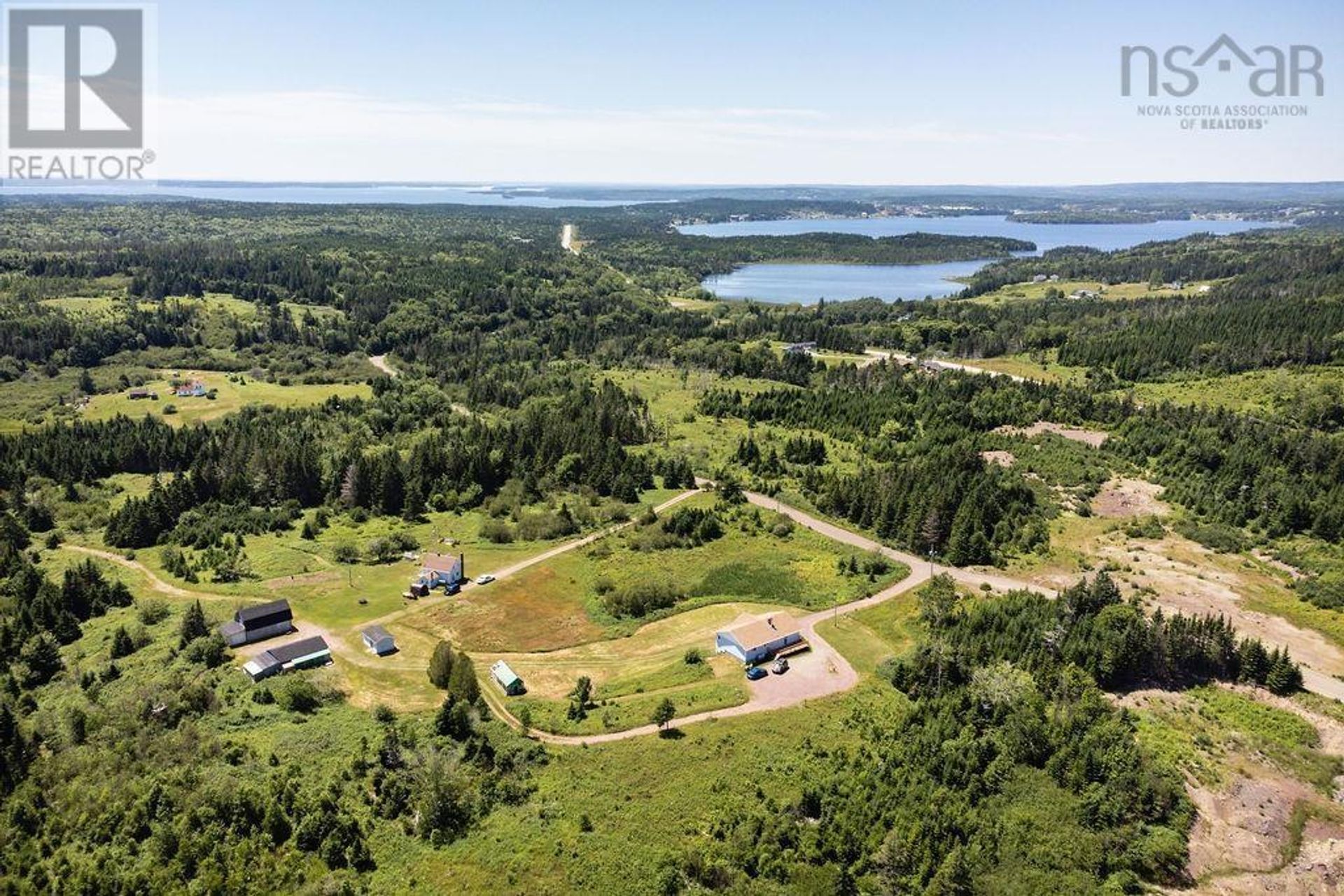 Συγκυριαρχία σε Saint Peter's, Nova Scotia 11181636