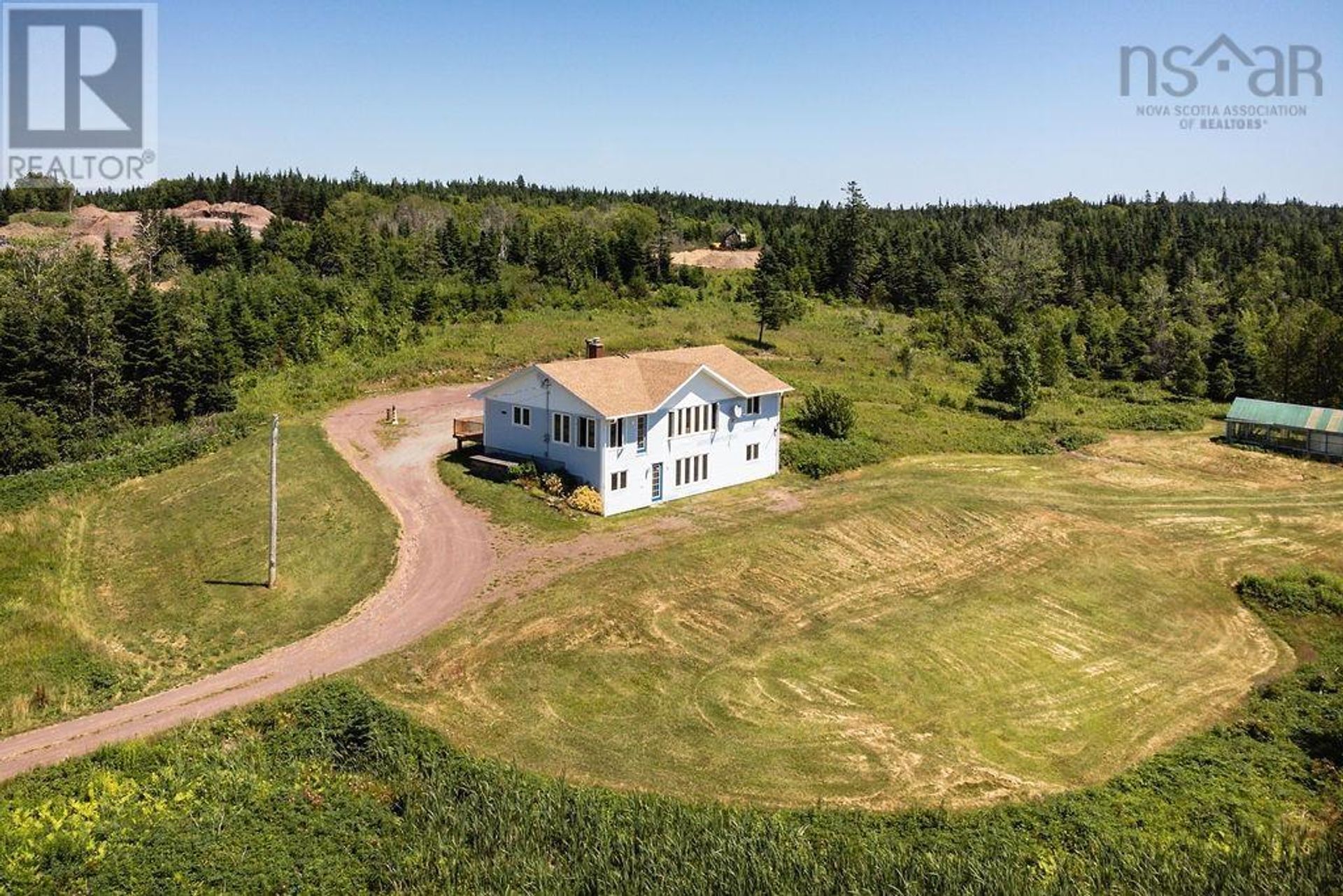 Συγκυριαρχία σε Saint Peter's, Nova Scotia 11181636