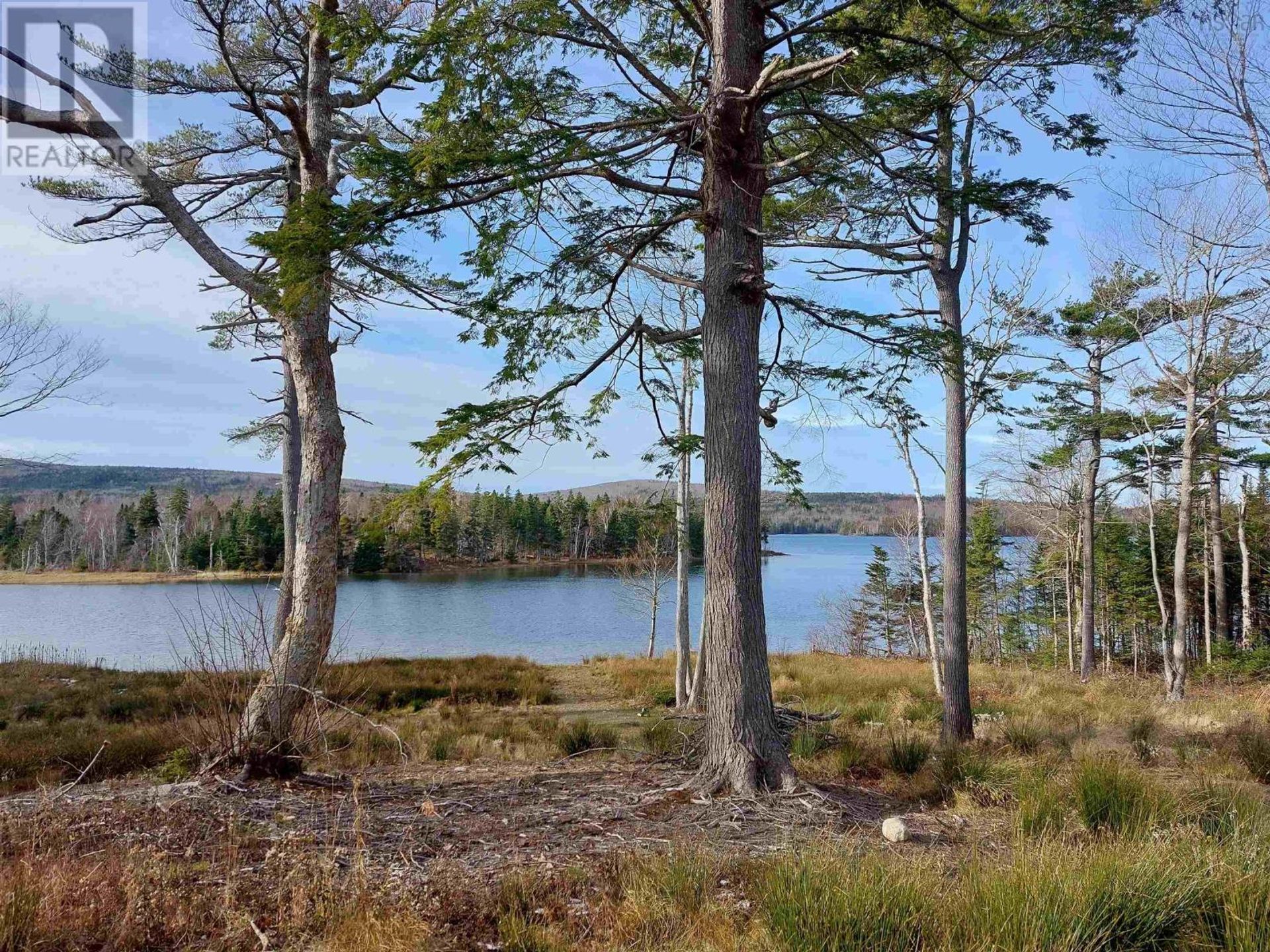 सम्मिलित में Baddeck, Nova Scotia 11181656