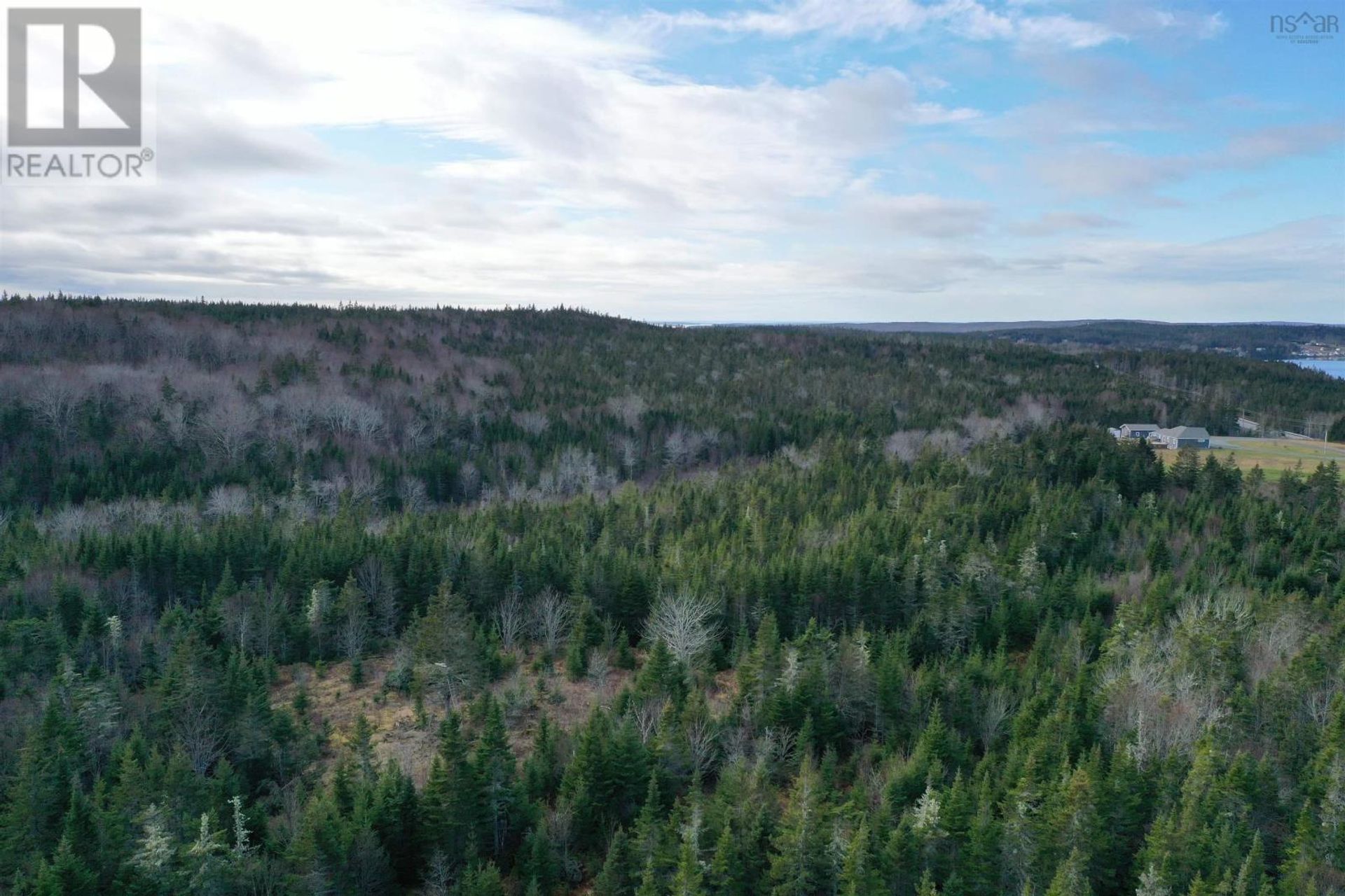 Земля в Baddeck, Nova Scotia 11181673