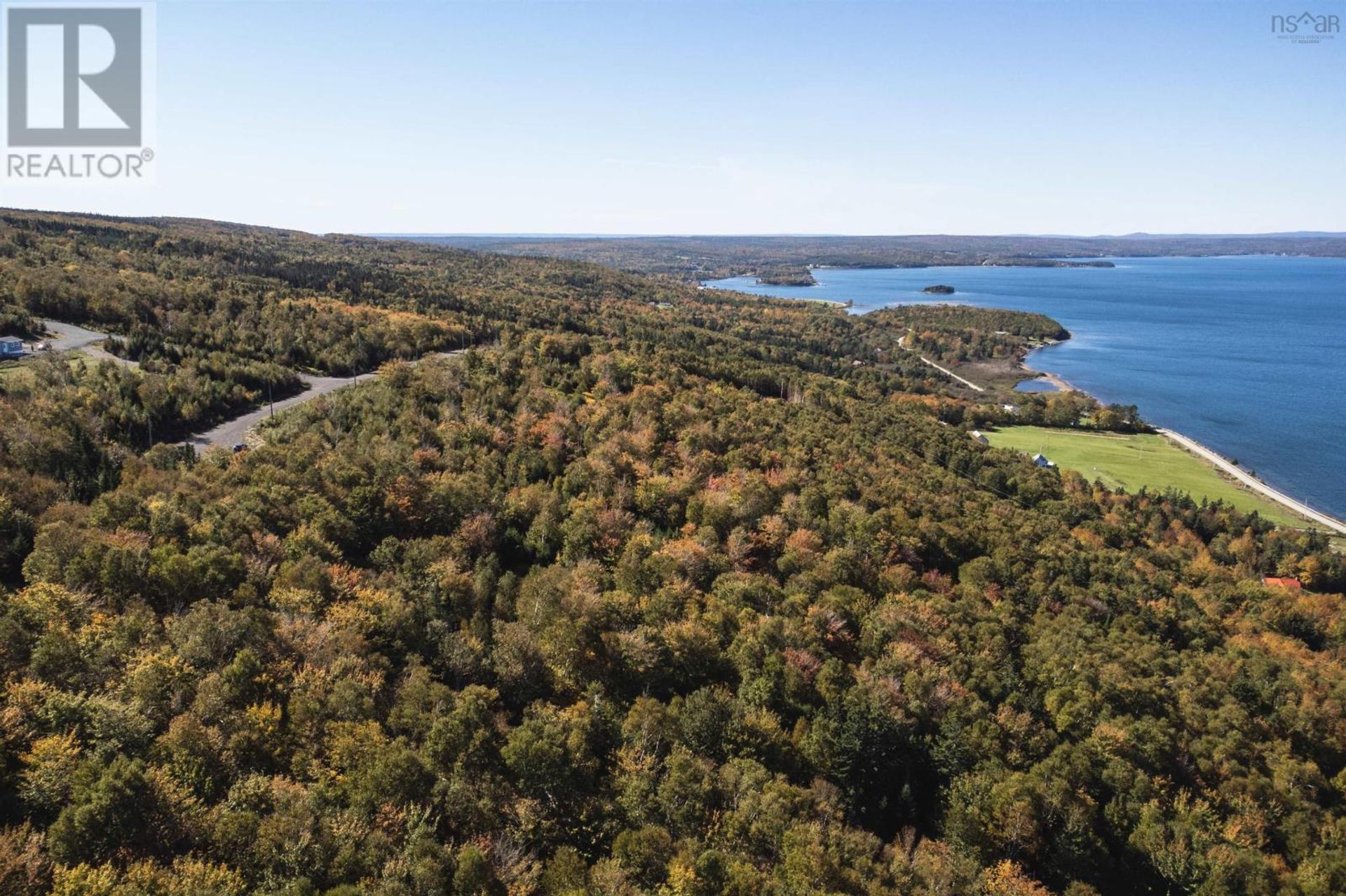 Wylądować w Saint Georges Channel, Nova Scotia 11181767