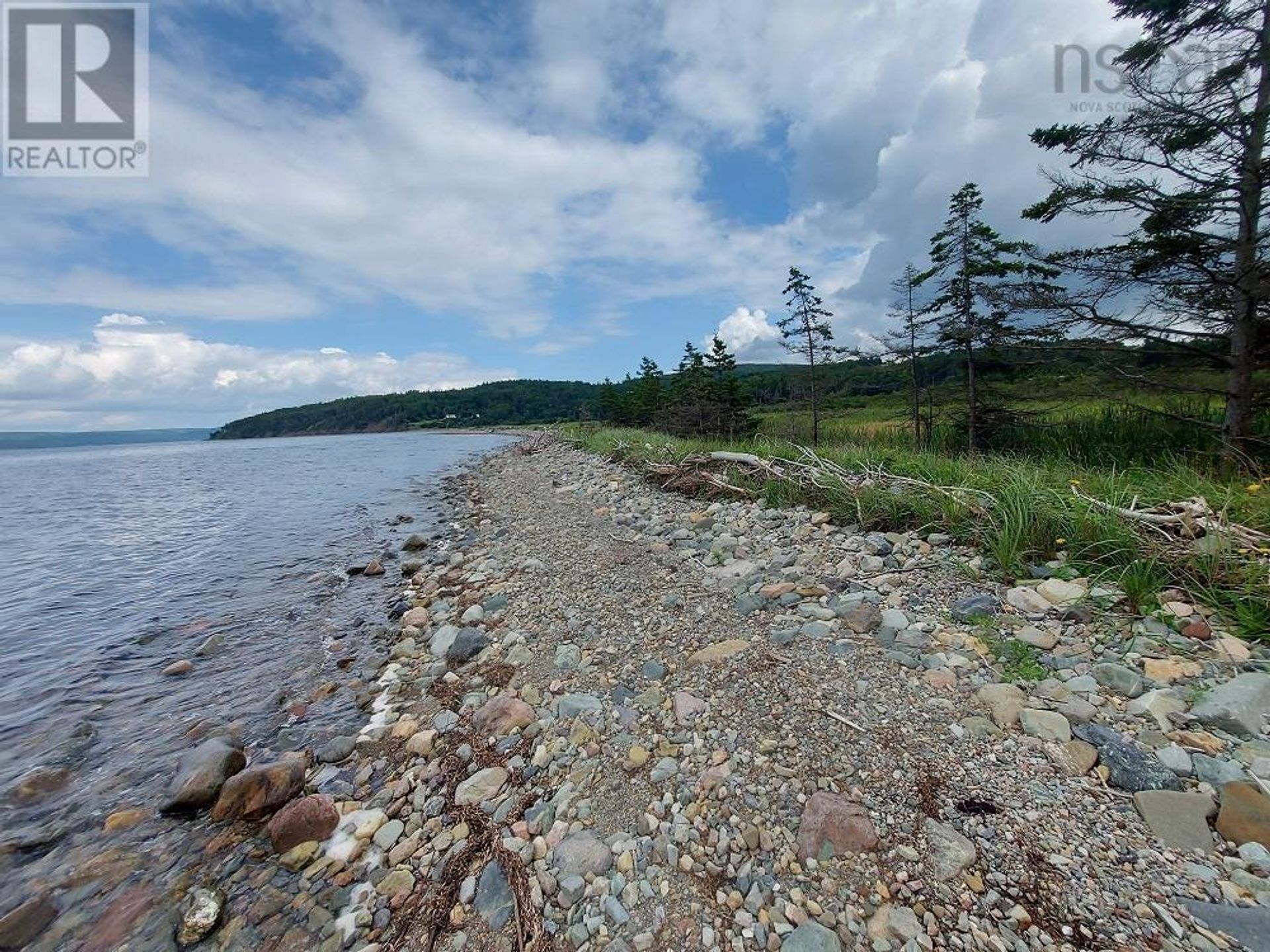 Land in Baddeck, Nova Scotia 11181821