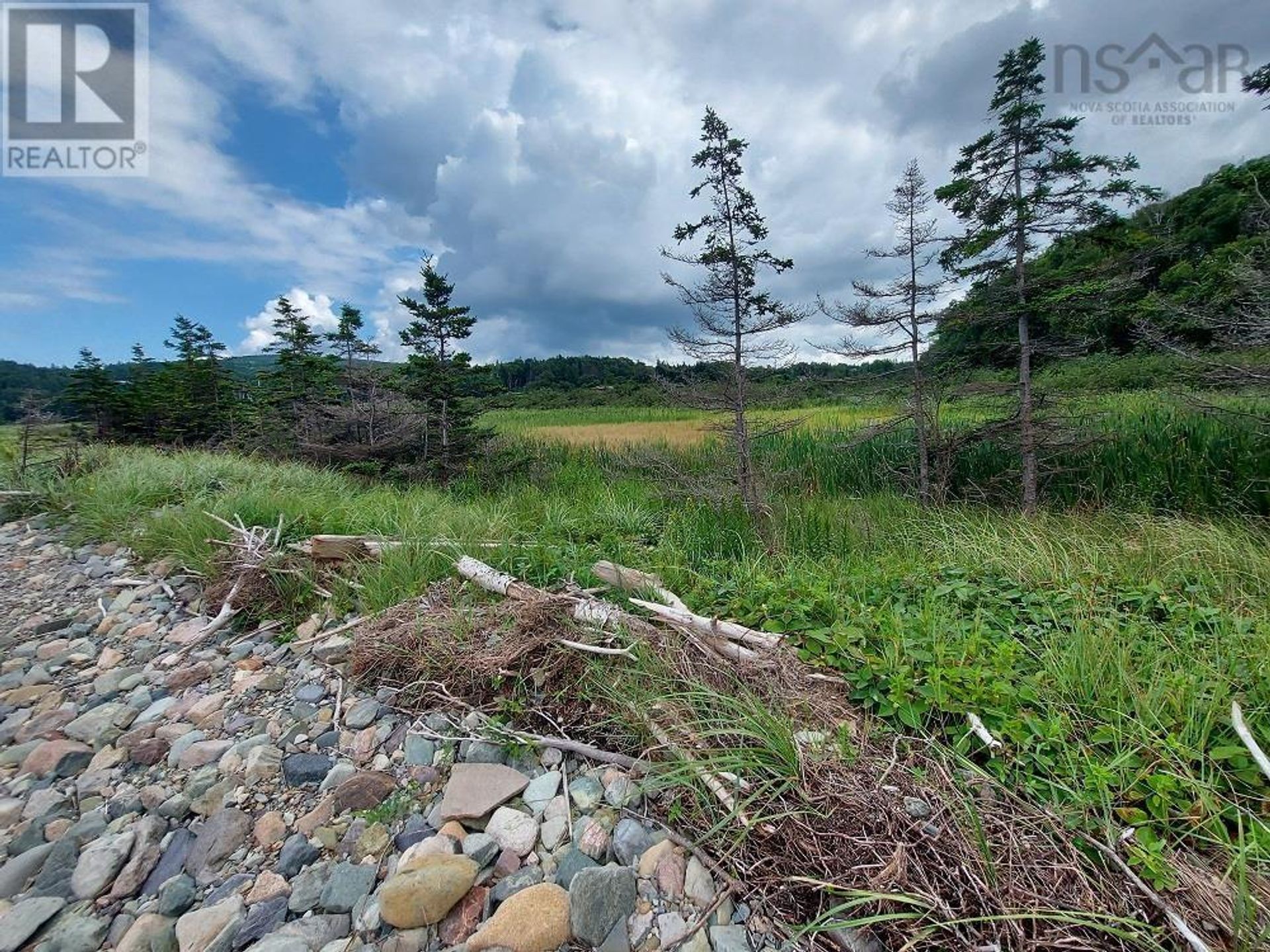 Land in Baddeck, Nova Scotia 11181821