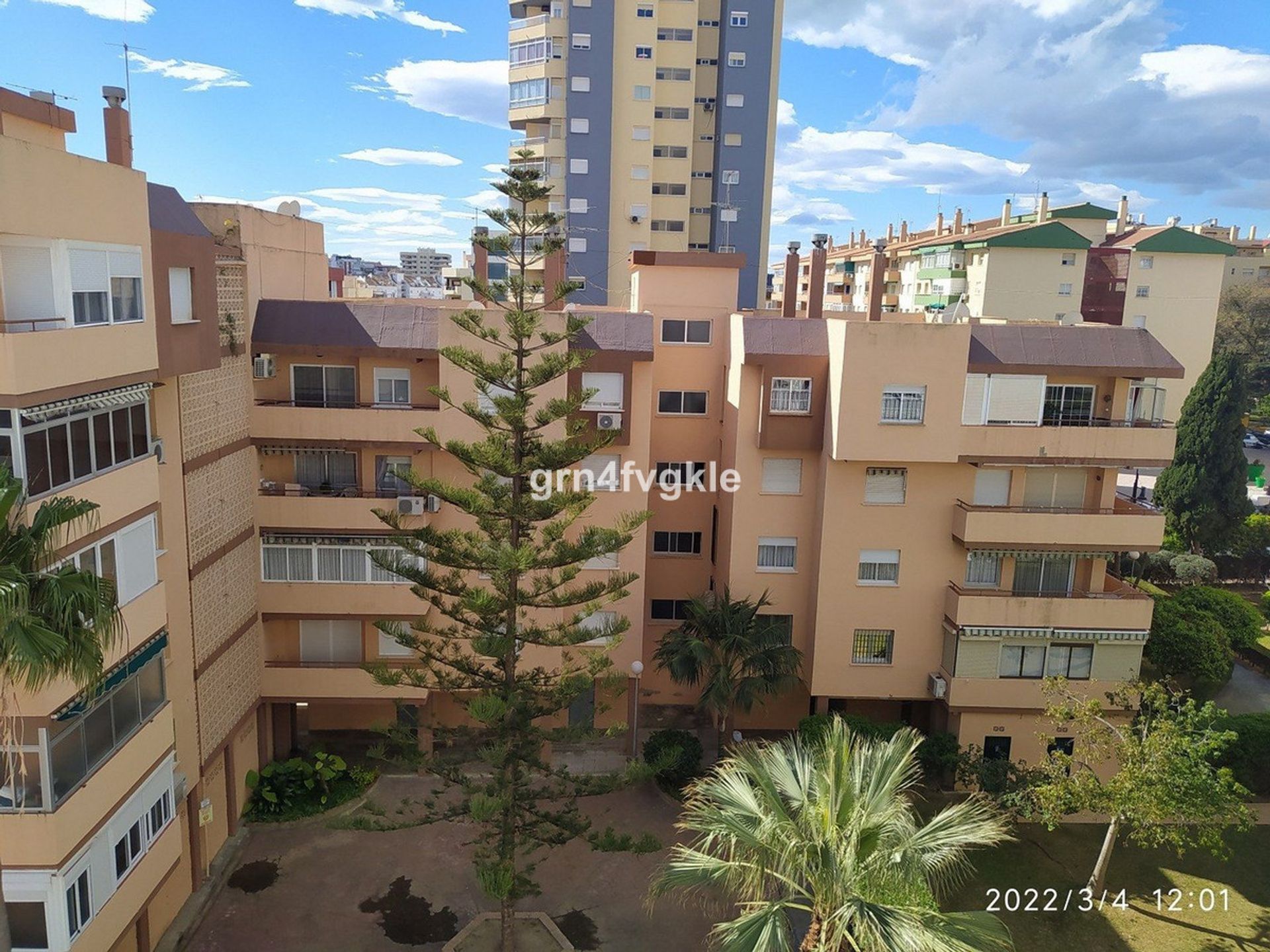 Condominium dans Fuengirola, Andalucía 11181900