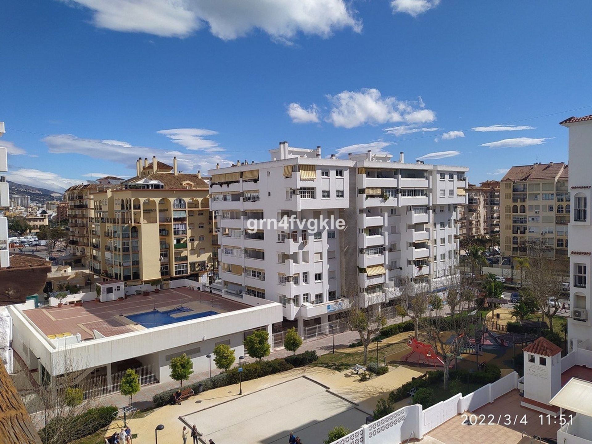 Condominium dans Fuengirola, Andalucía 11181900