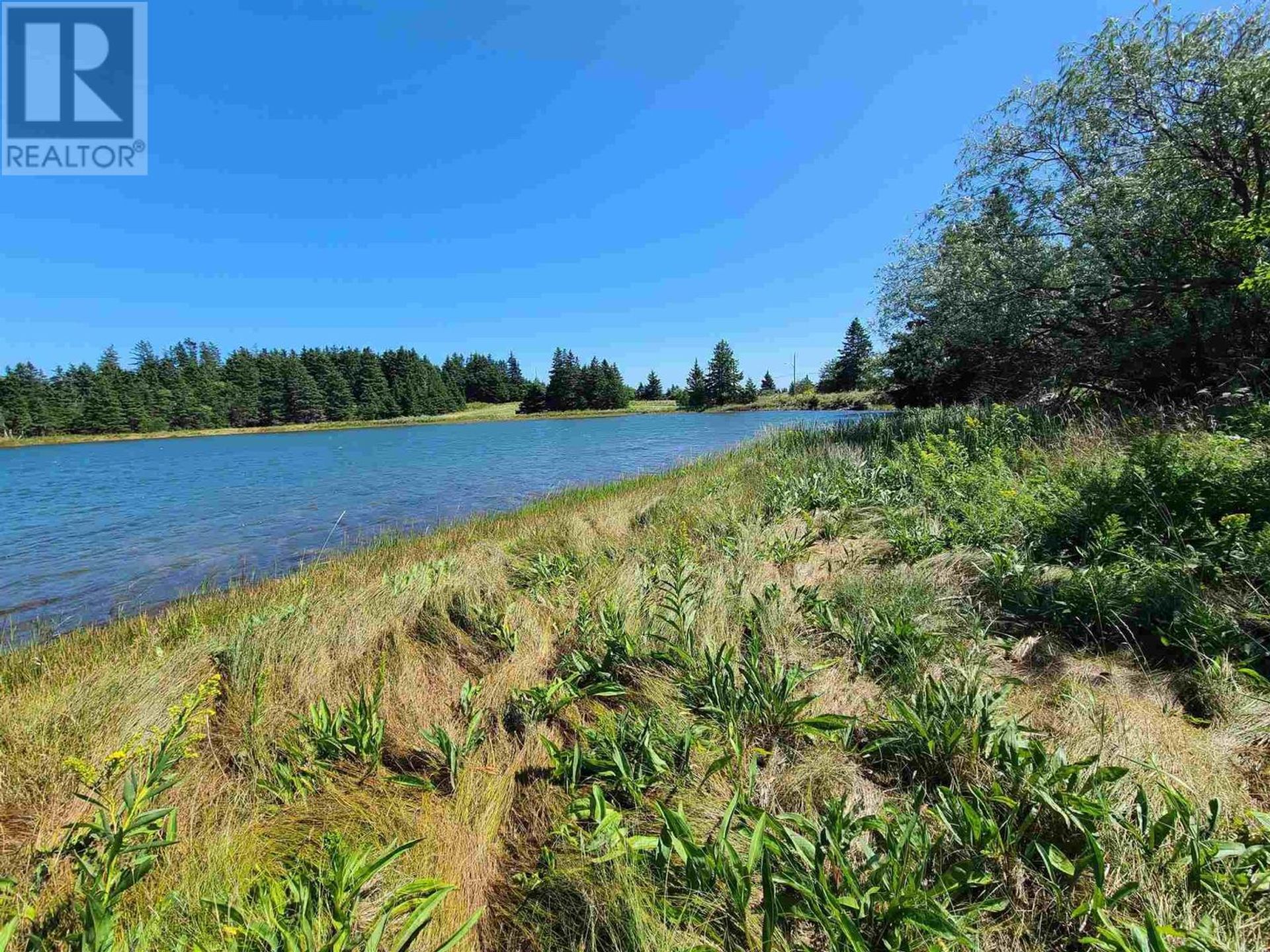 Maa sisään River Bourgeois, Nova Scotia 11181907