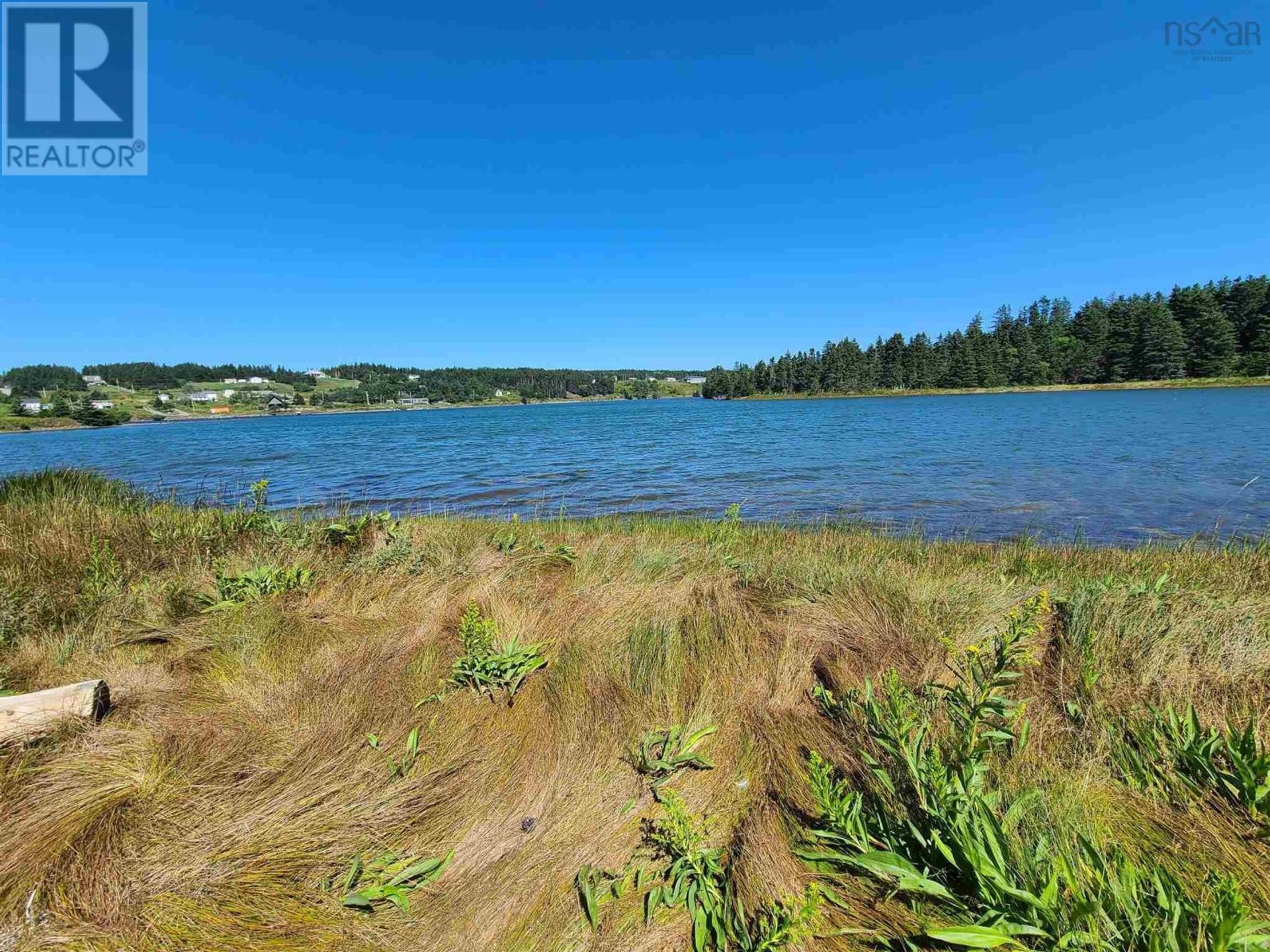 Maa sisään River Bourgeois, Nova Scotia 11181907