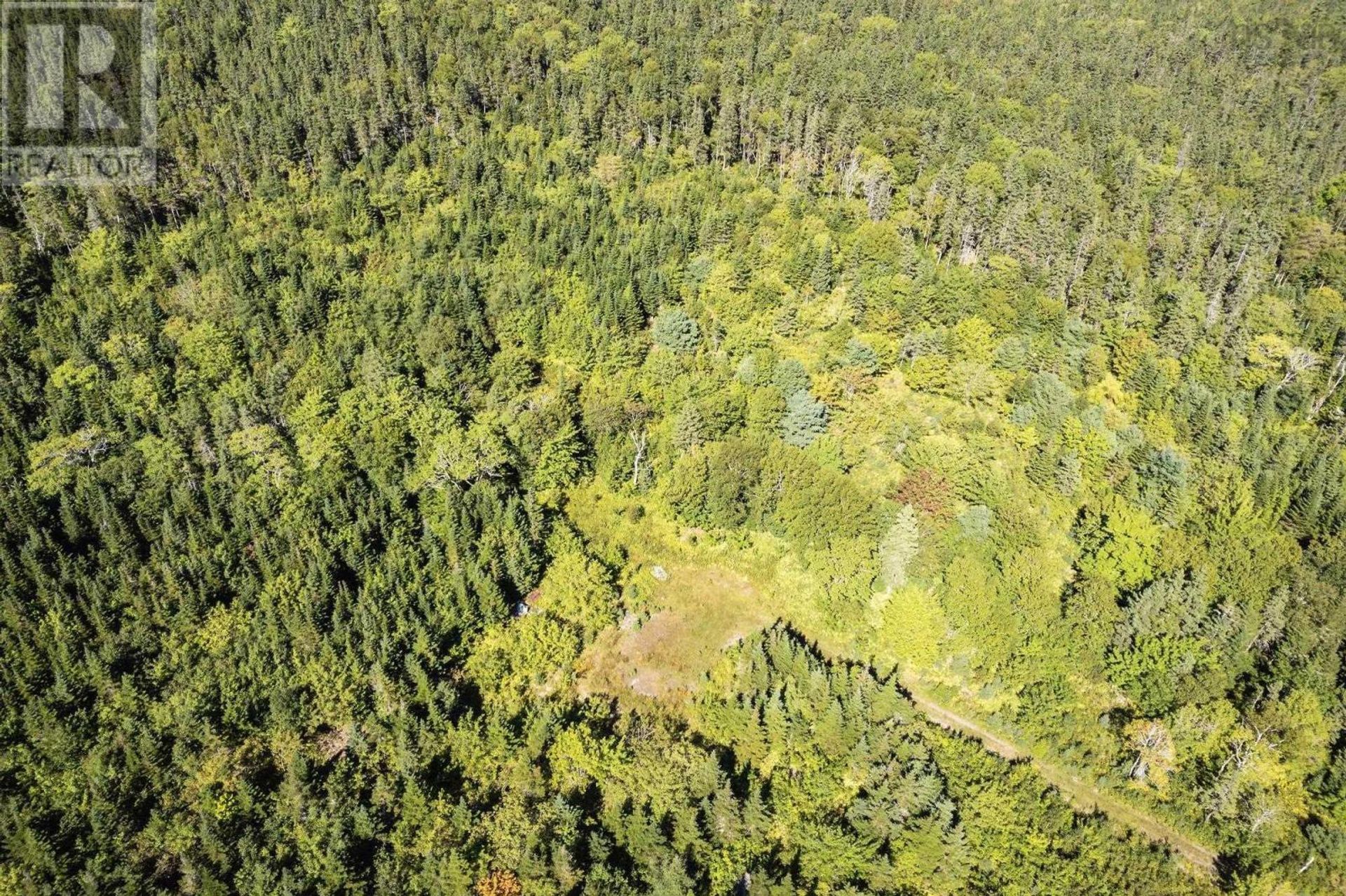 Land in Baddeck, Nova Scotia 11181910