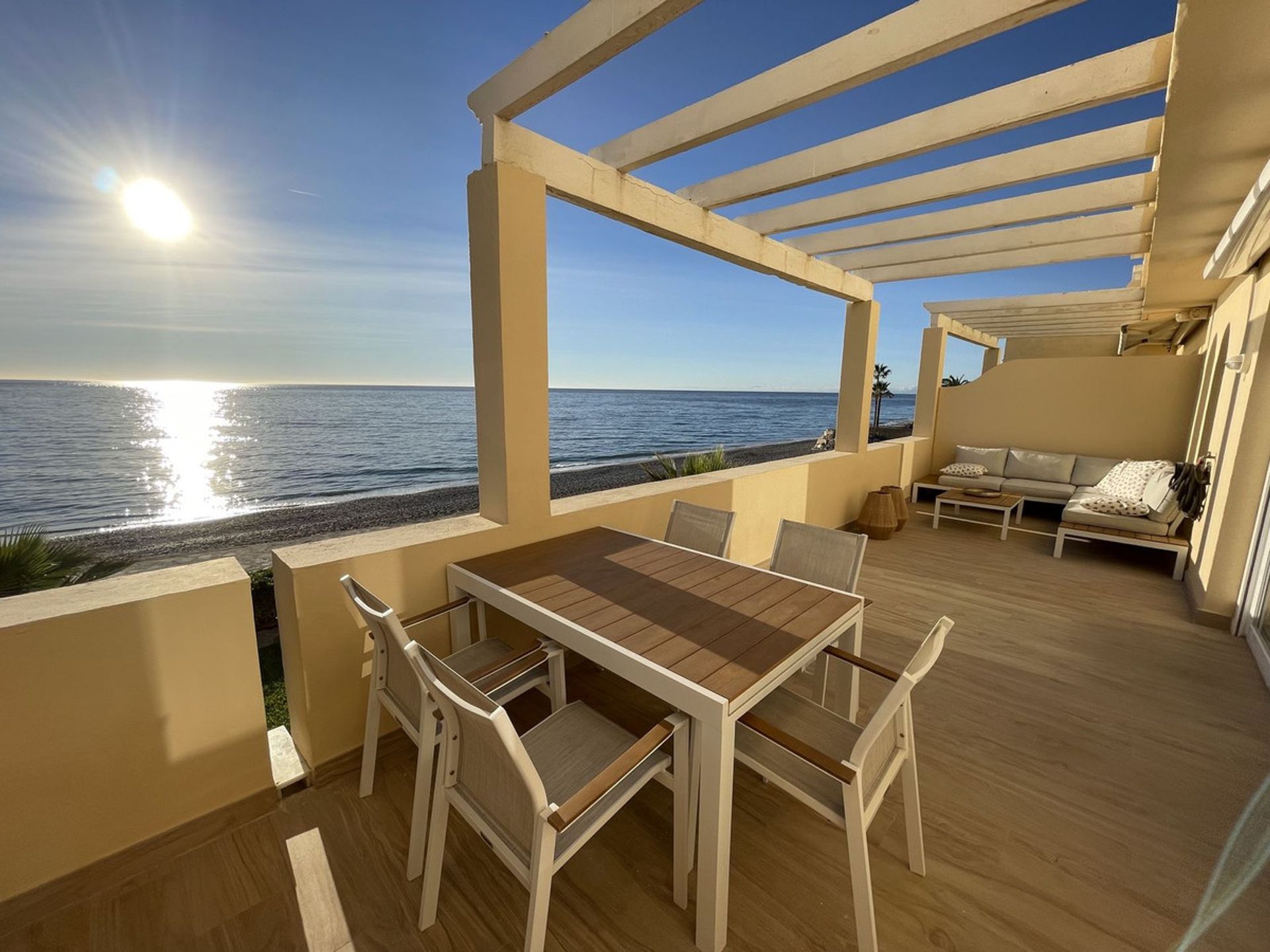 Condominio nel Estepona, Andalusia 11182033